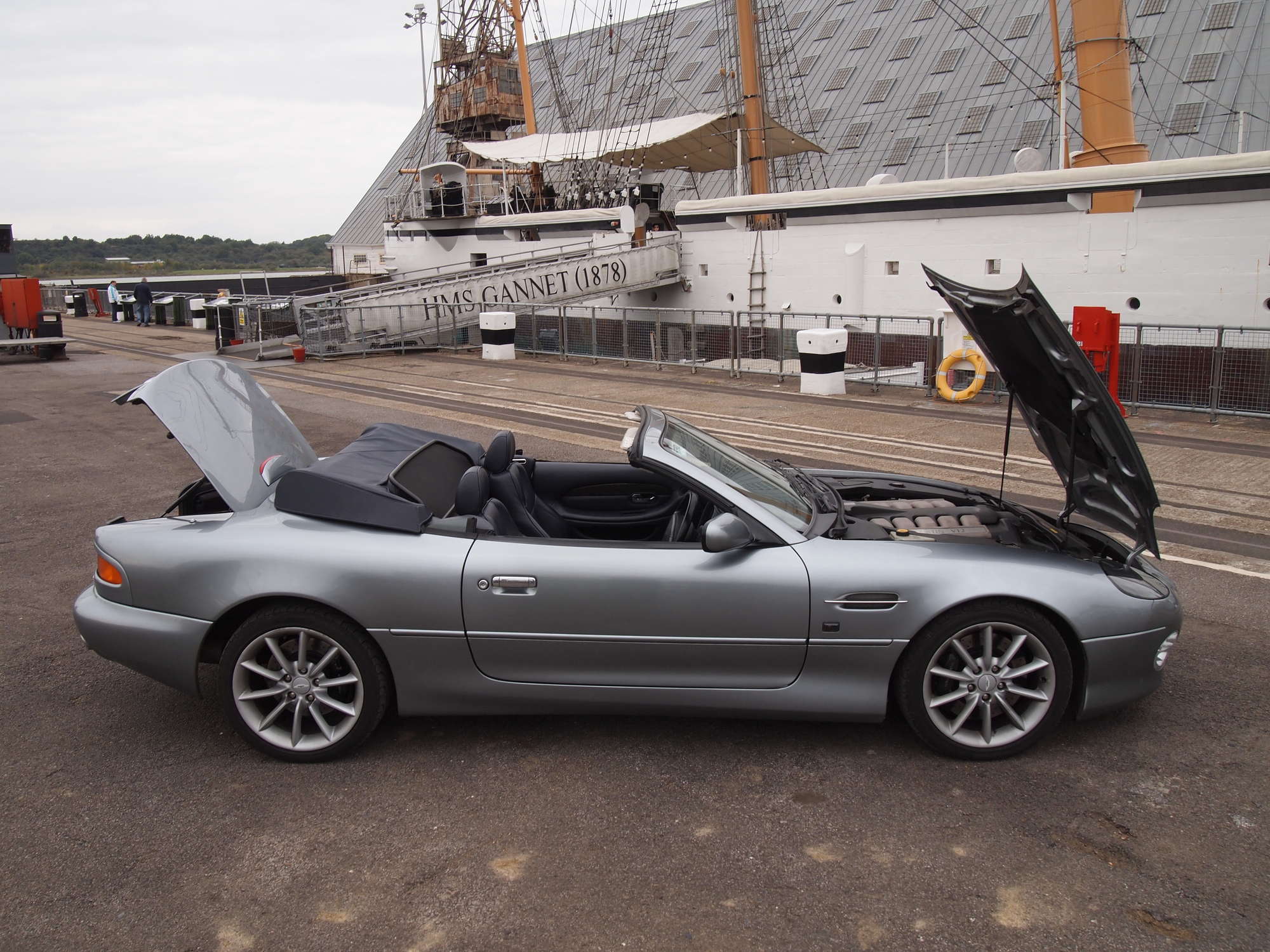 2002 Aston Martin DB7 Vantage Volante-Sold