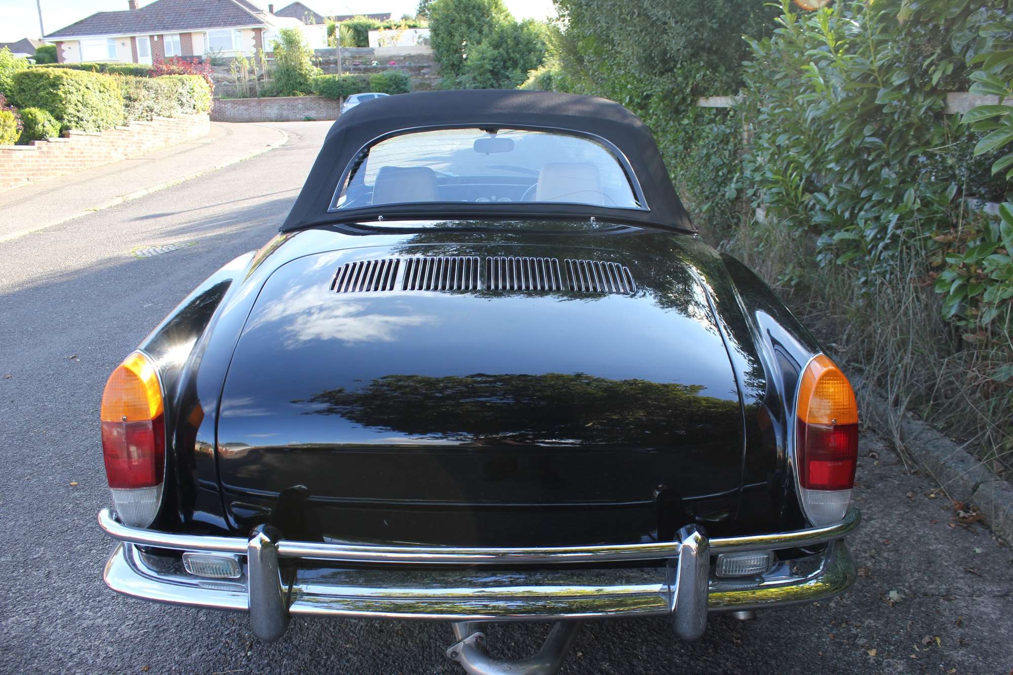 1972 Volkswagen Karman Ghia Cabriolet-Auction Lot