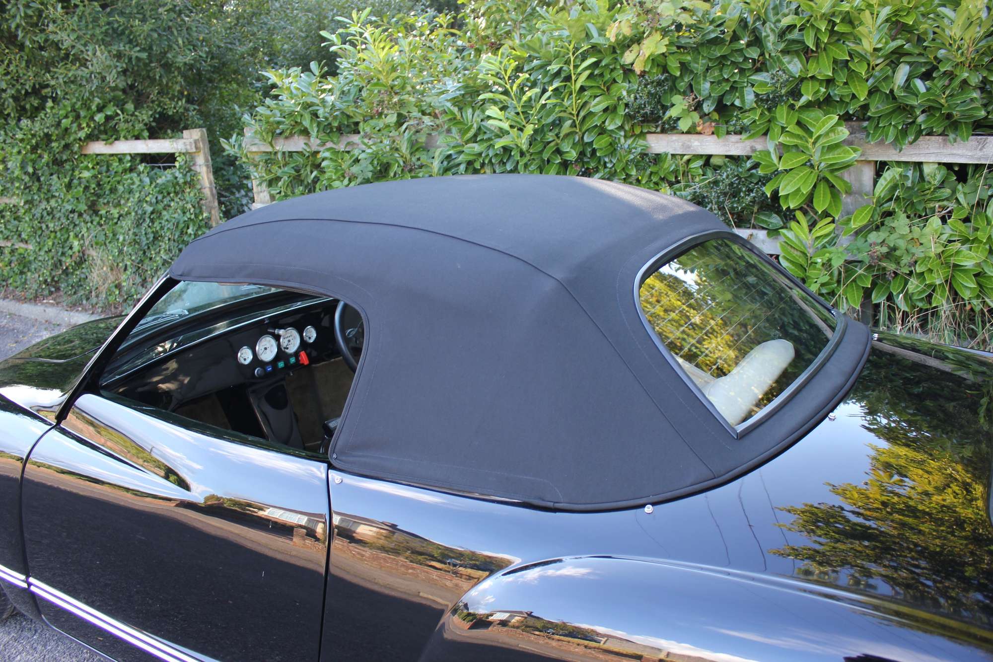 1972 Volkswagen Karman Ghia Cabriolet-Auction Lot