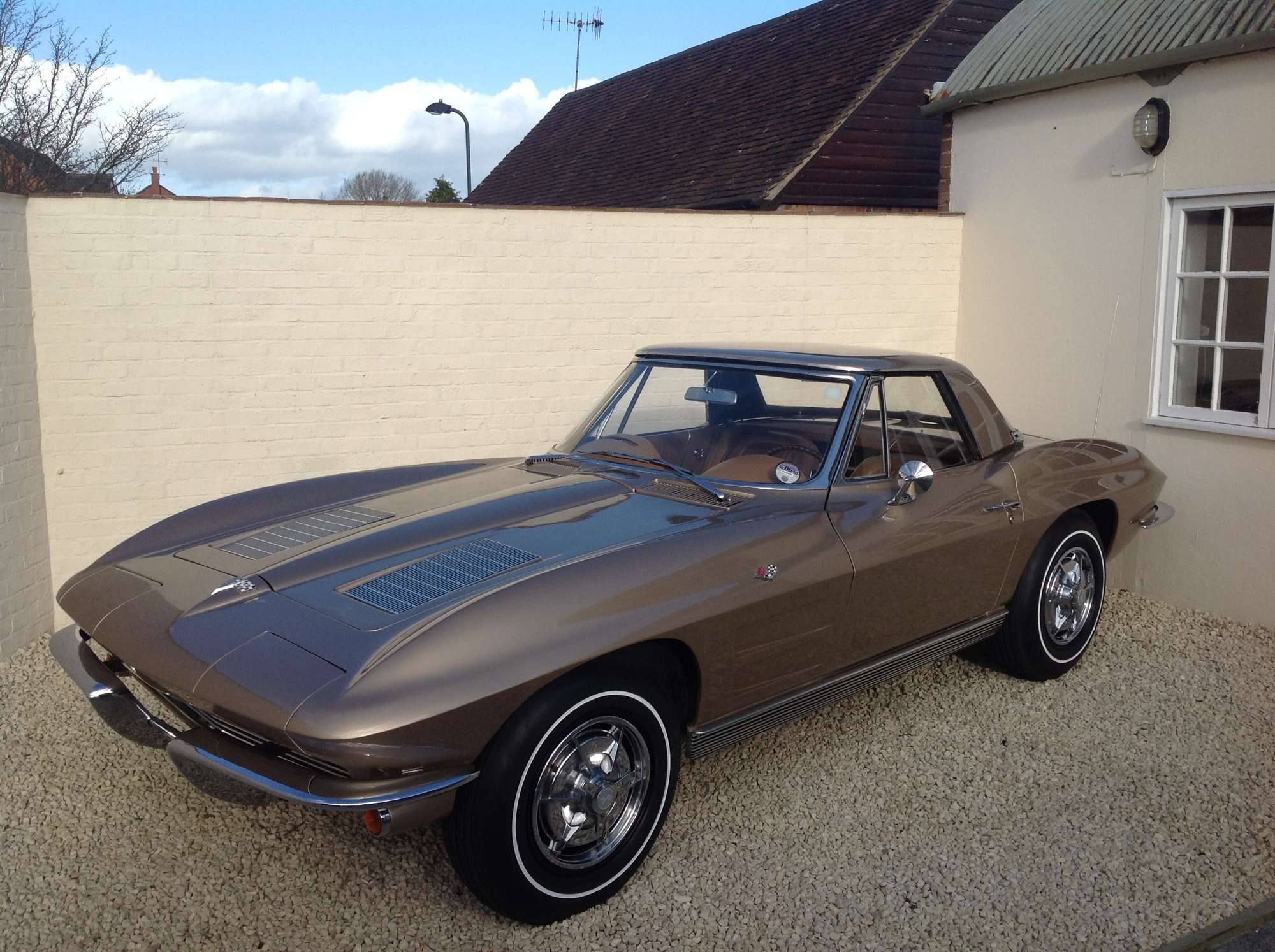 1963 Chevrolet Corvette Stingray Convertible-Auction Lot
