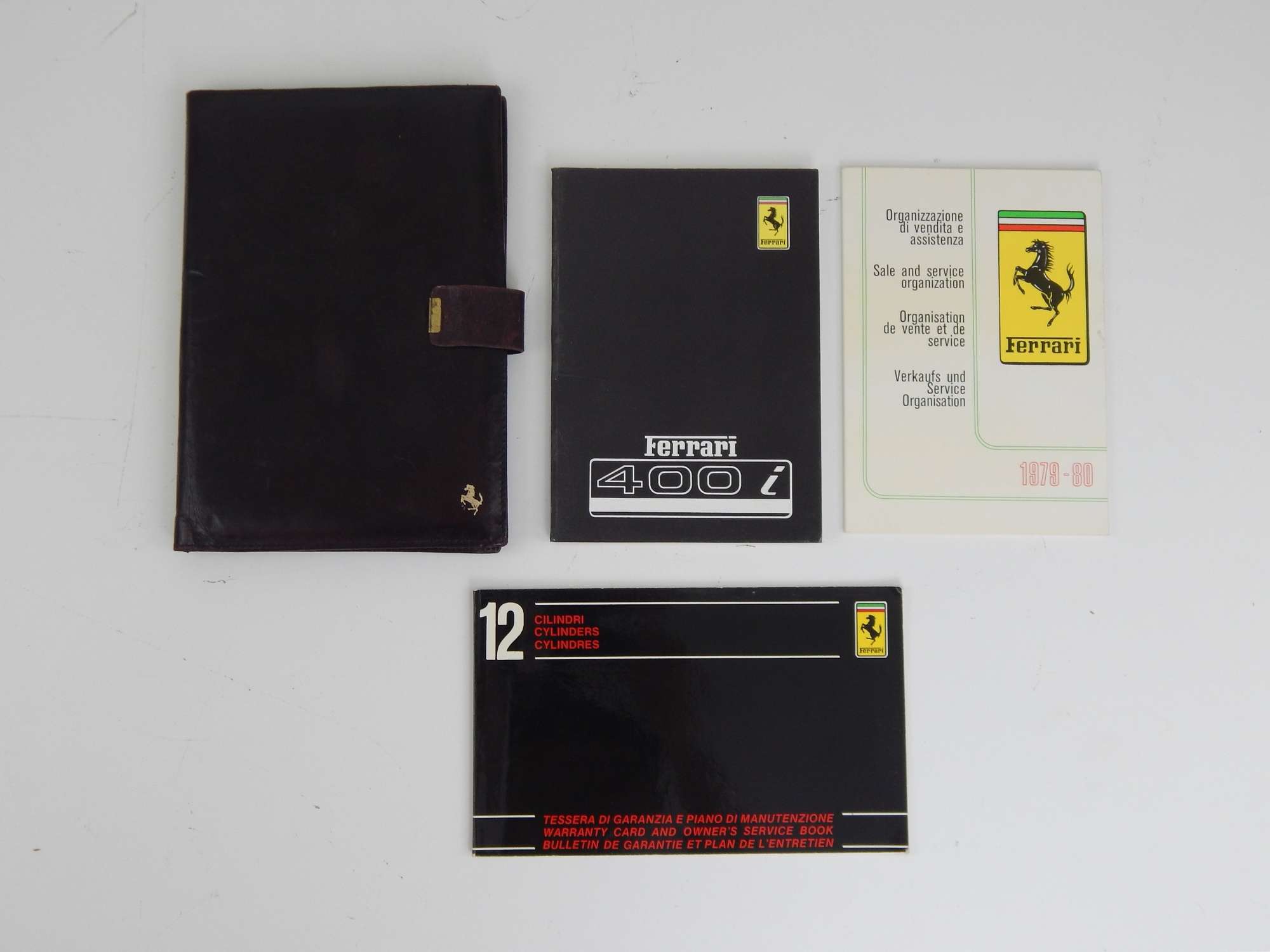 Ferrari 400 Pouch Set-Auction Lot