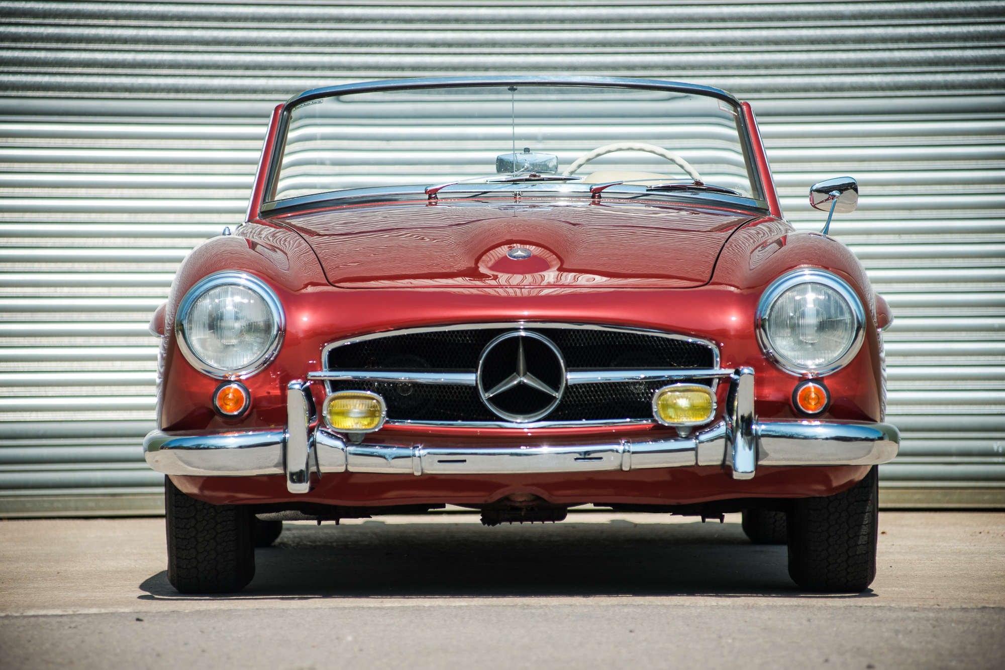 Iconic Auctioneers | 1957 Mercedes-Benz 190 SL-Sold