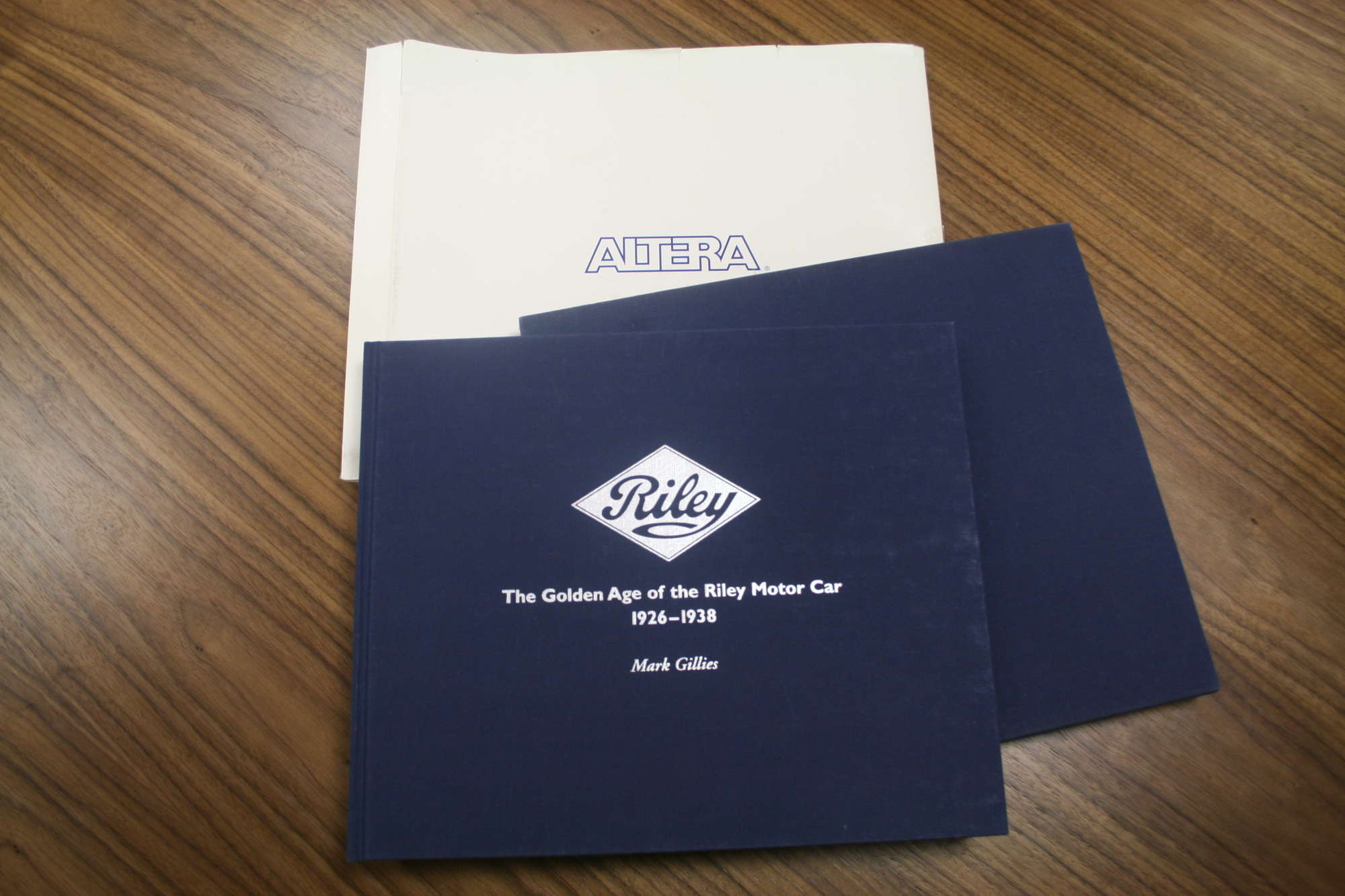 The Golden Age of the Riley motor Car - Mark Gillies-Auction Lot