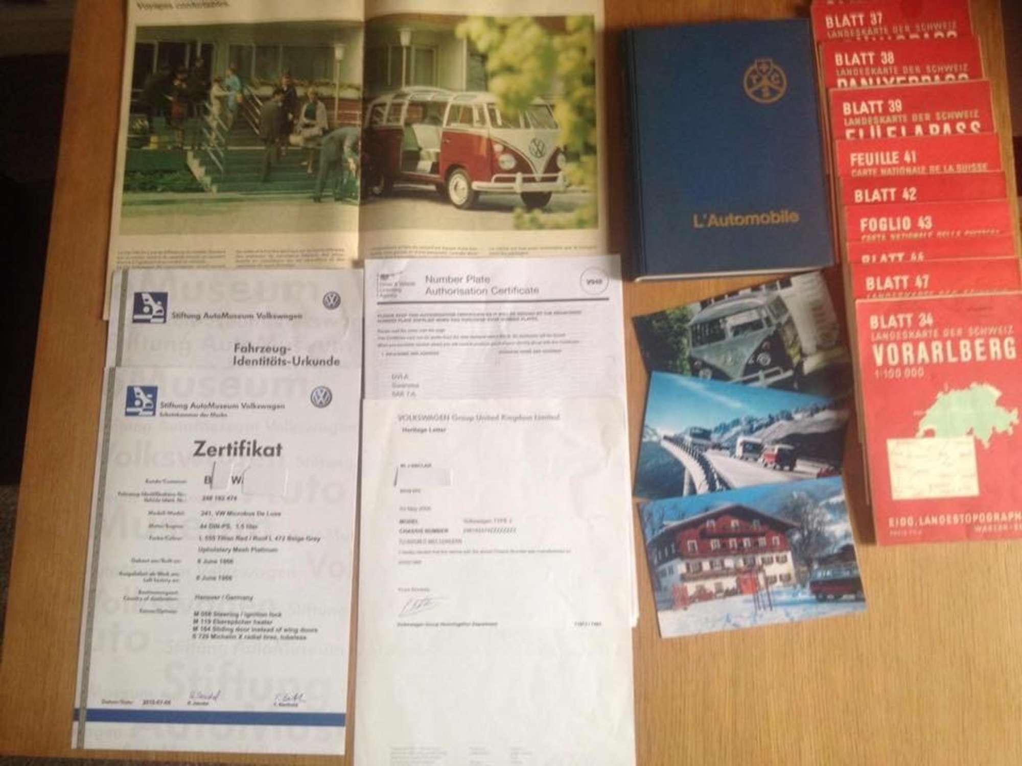 1966 VW Type 2 (T1) Microbus Deluxe 'Samba'-Sold