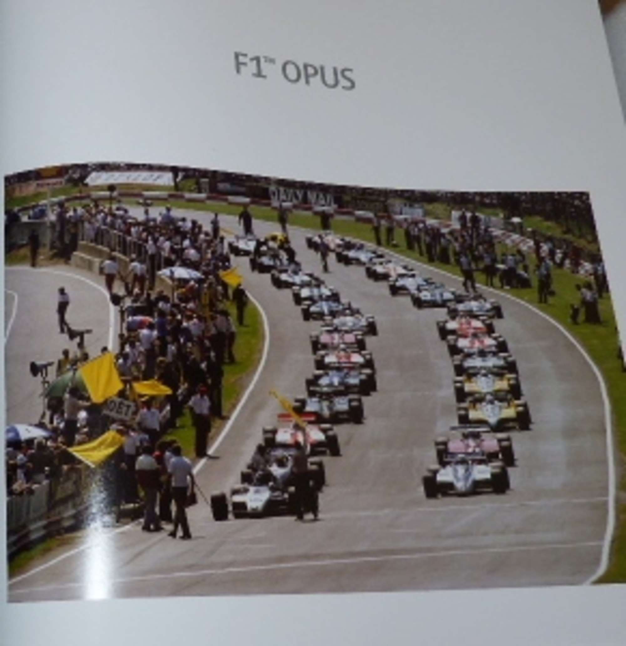 Opus F1 'Classic Edition'-Auction Lot