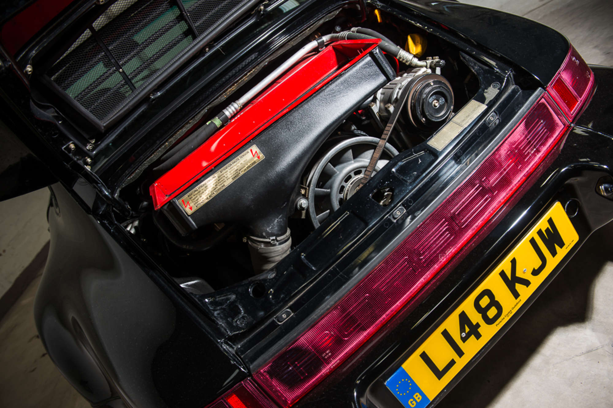 1993 Porsche 911 (964) Turbo 'S' Leichtbau-Sold