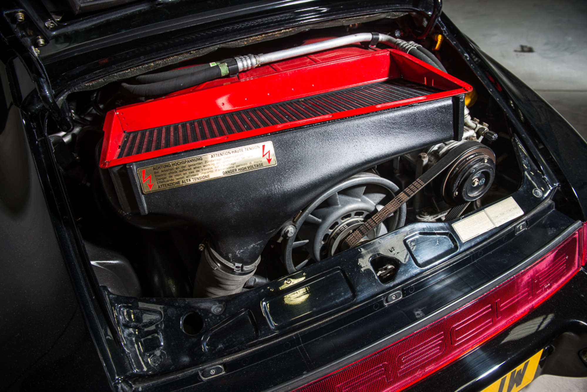 1993 Porsche 911 (964) Turbo 'S' Leichtbau-Sold