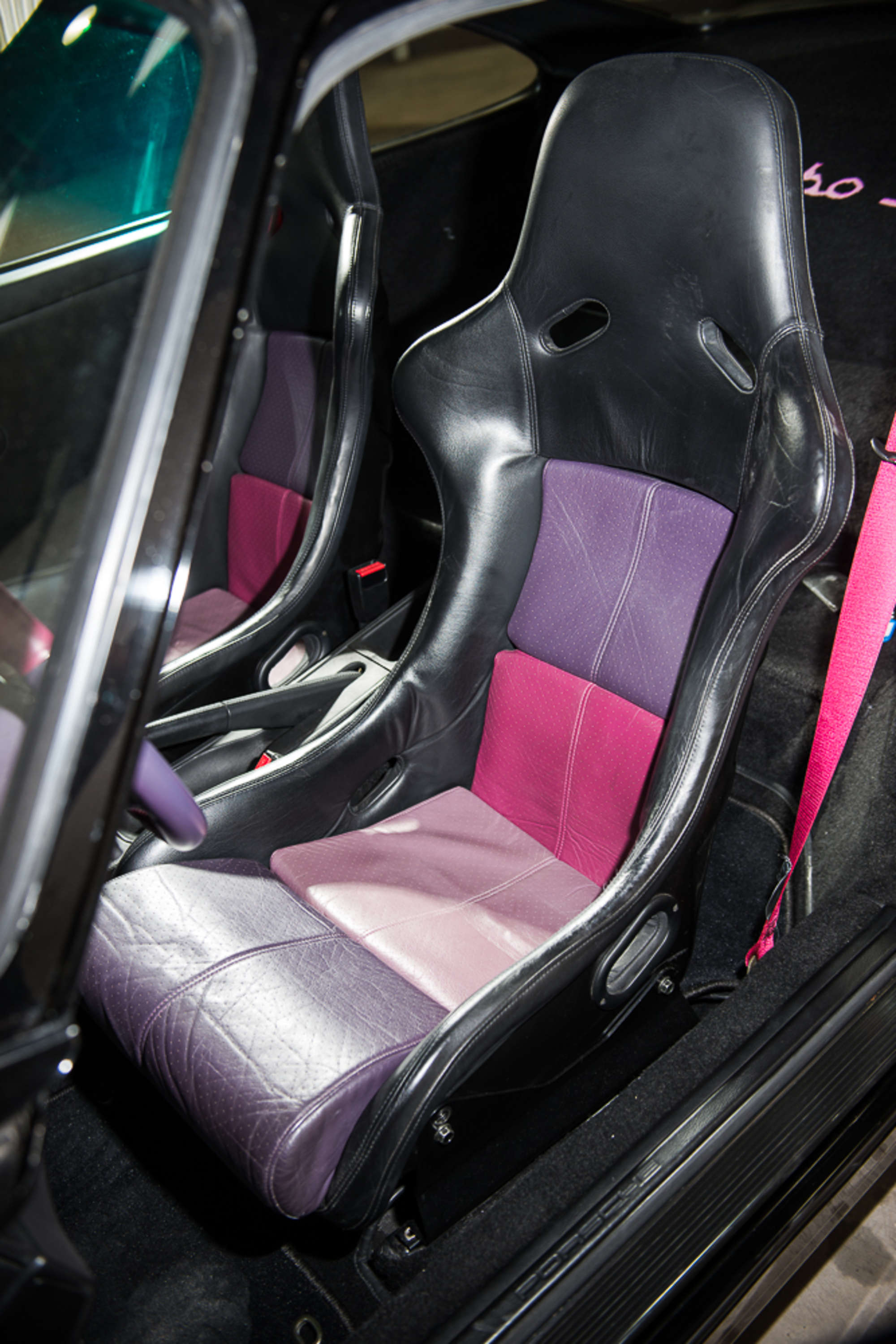 1993 Porsche 911 (964) Turbo 'S' Leichtbau-Sold