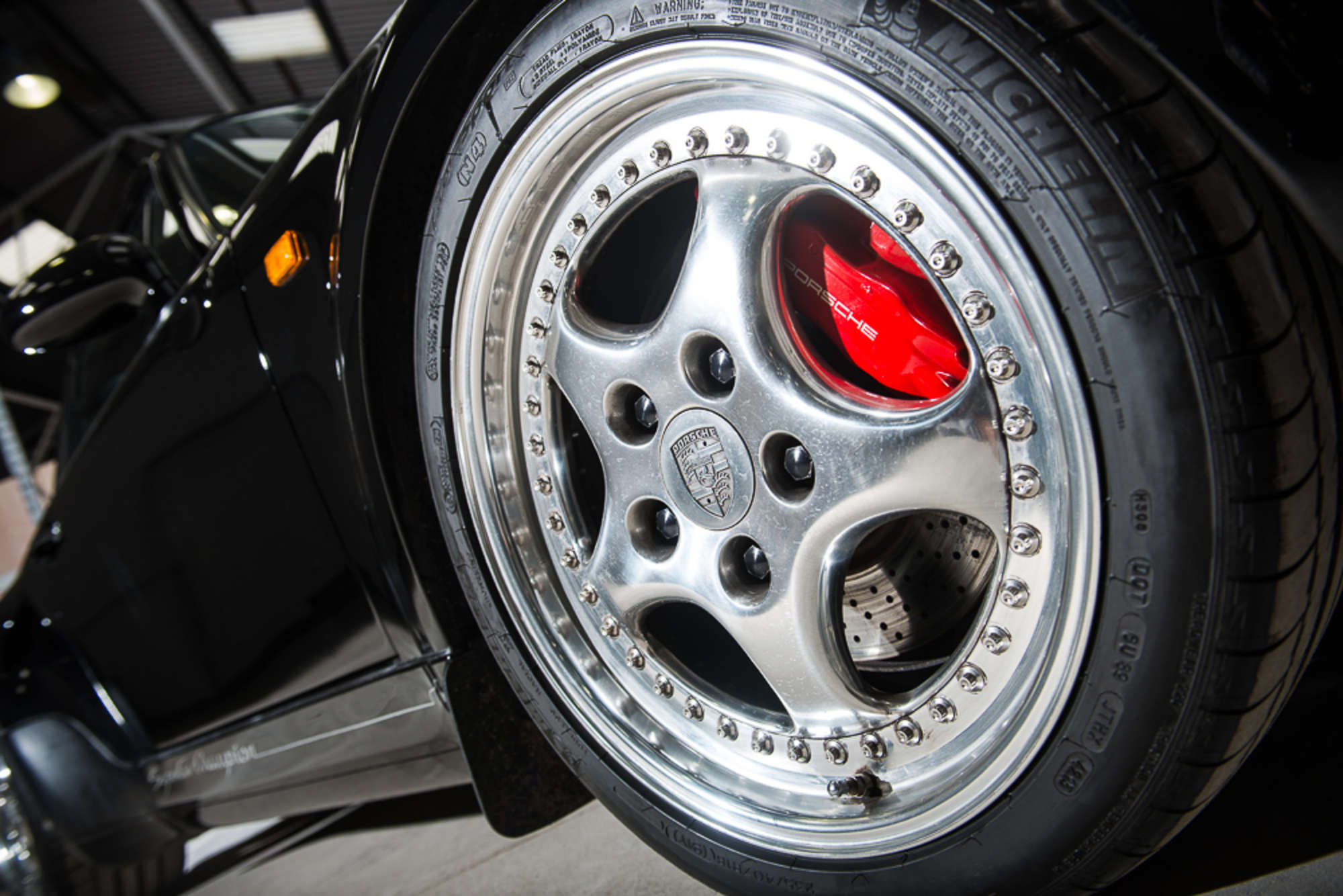 1993 Porsche 911 (964) Turbo 'S' Leichtbau-Sold