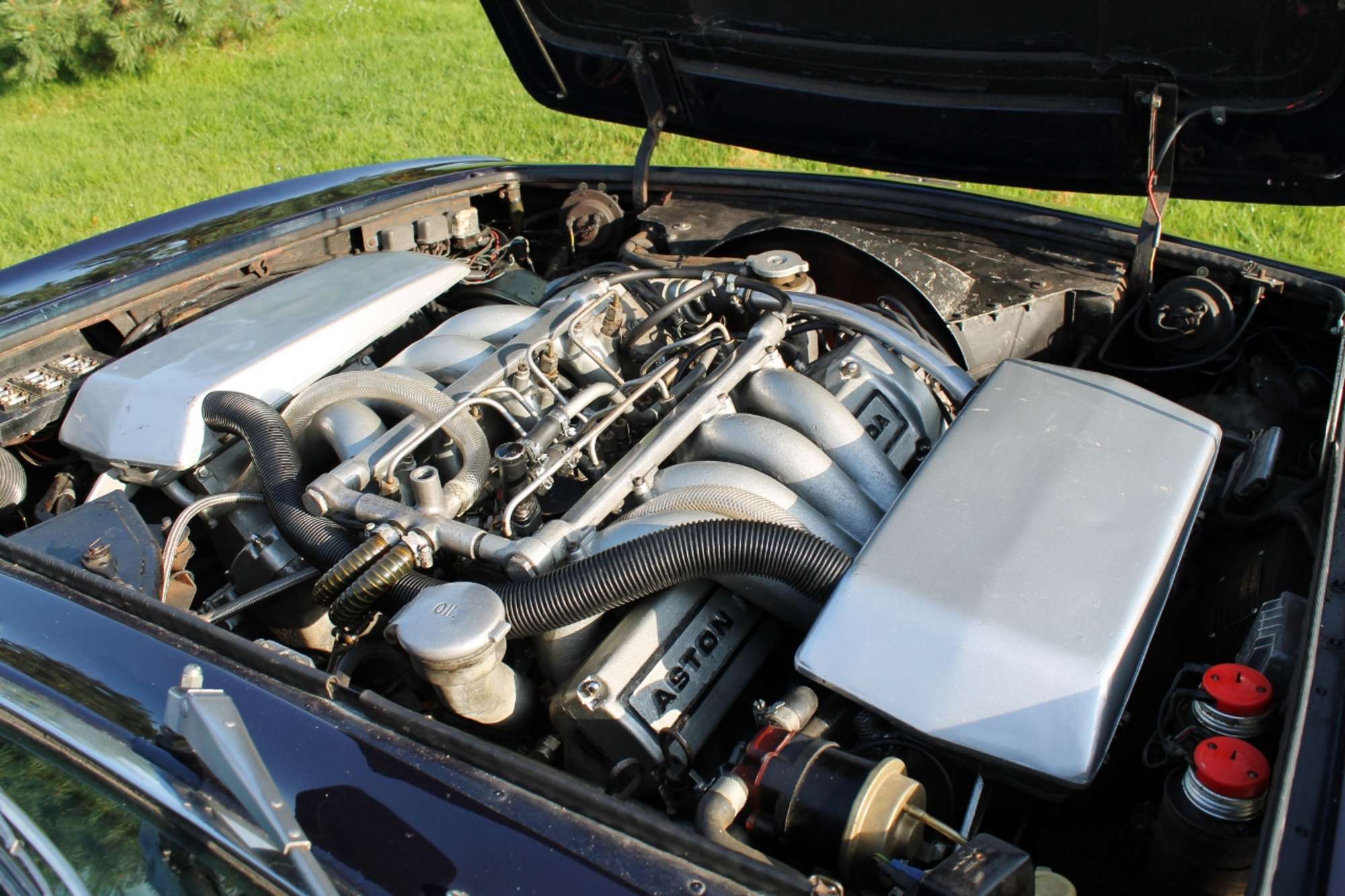 1972 Aston Martin DBS V8-Auction Lot