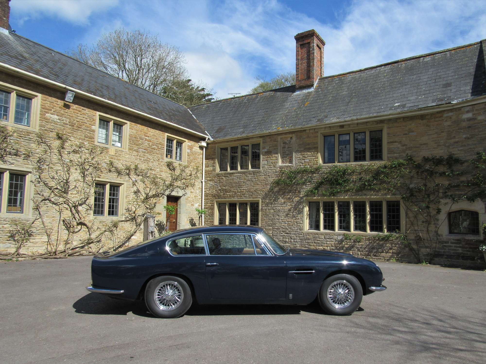 1967 Aston Martin DB6-Auction Lot
