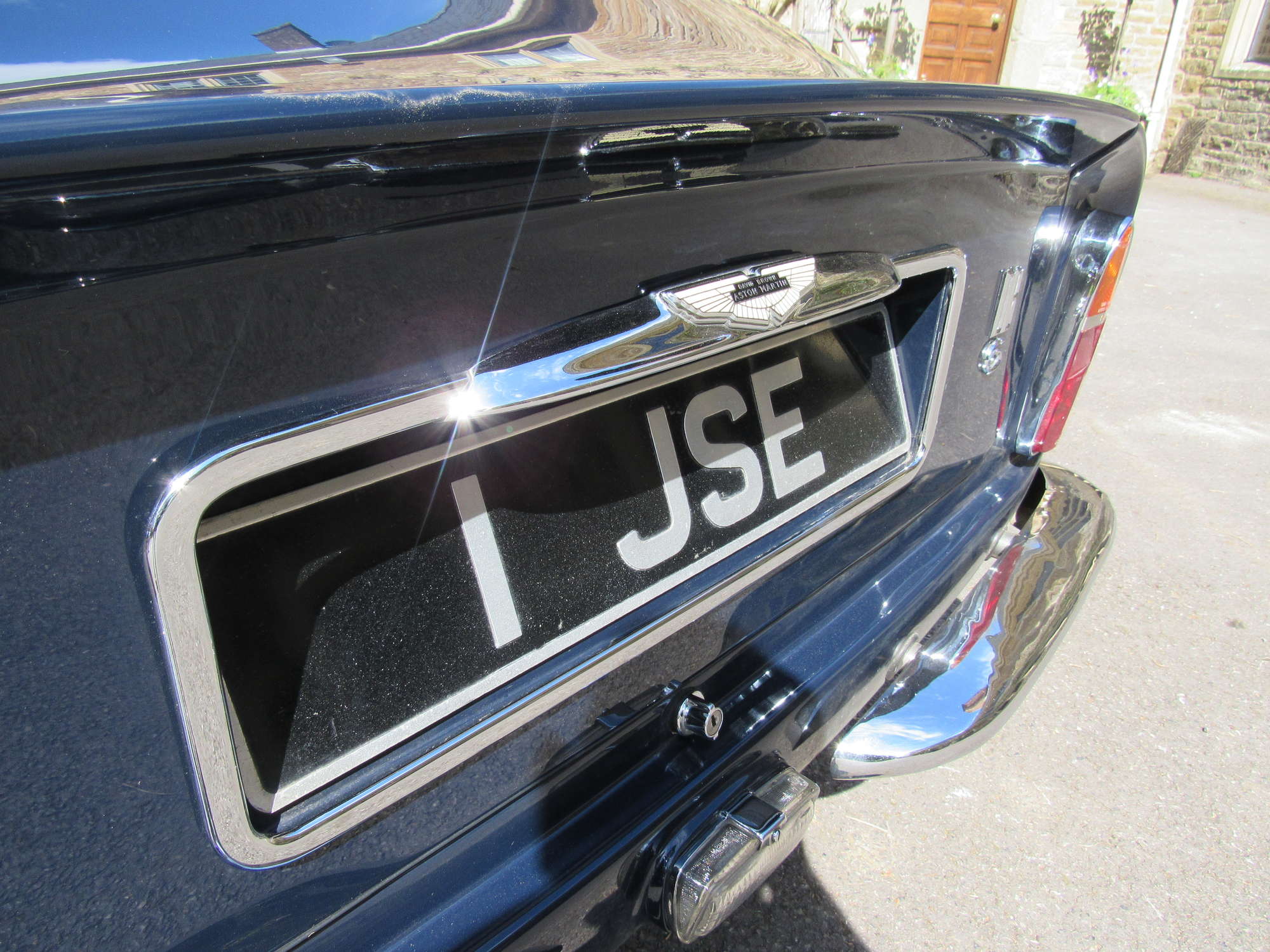 1967 Aston Martin DB6-Auction Lot