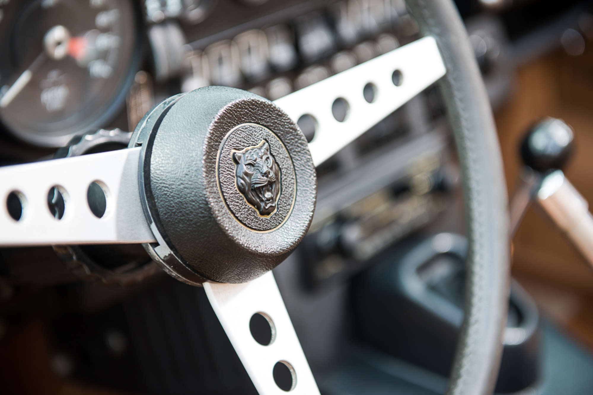 ** RegretfullyWithdrawn ** 1974 Jaguar E-Type Roadster Serie-Auction Lot