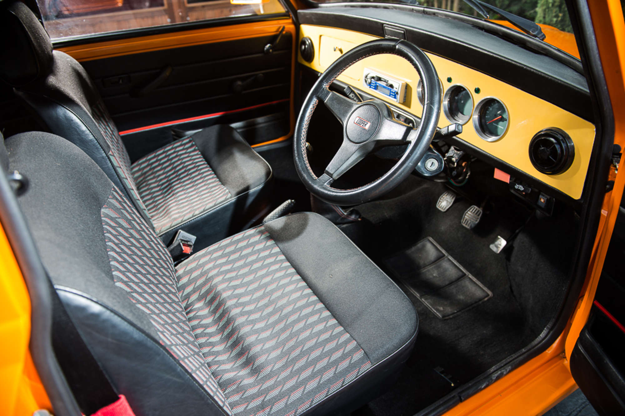 ** Regretfully Withdrawn ** 1990 (built) Customised Mini 'Or-Auction Lot