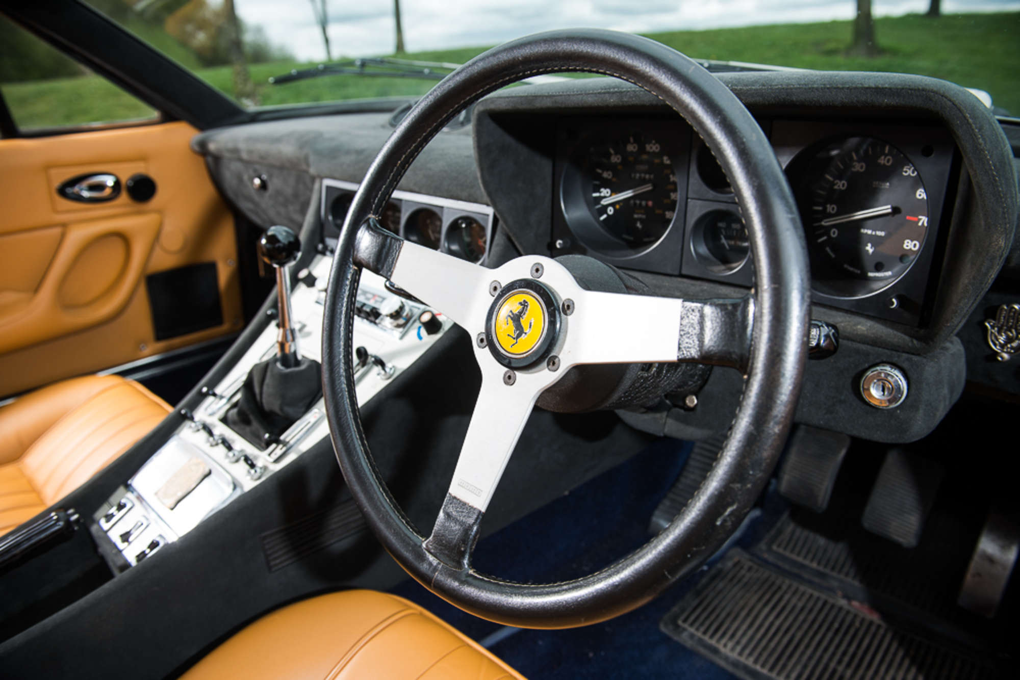 1972 Ferrari 365 GTC/4-Auction Lot