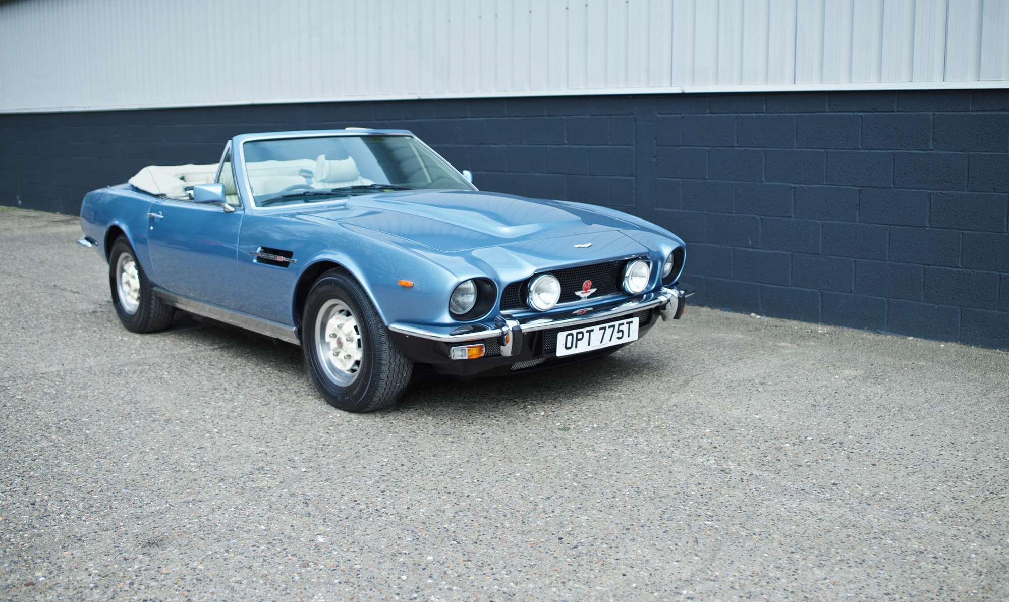 1979 Aston Martin V8 Volante-Auction Lot