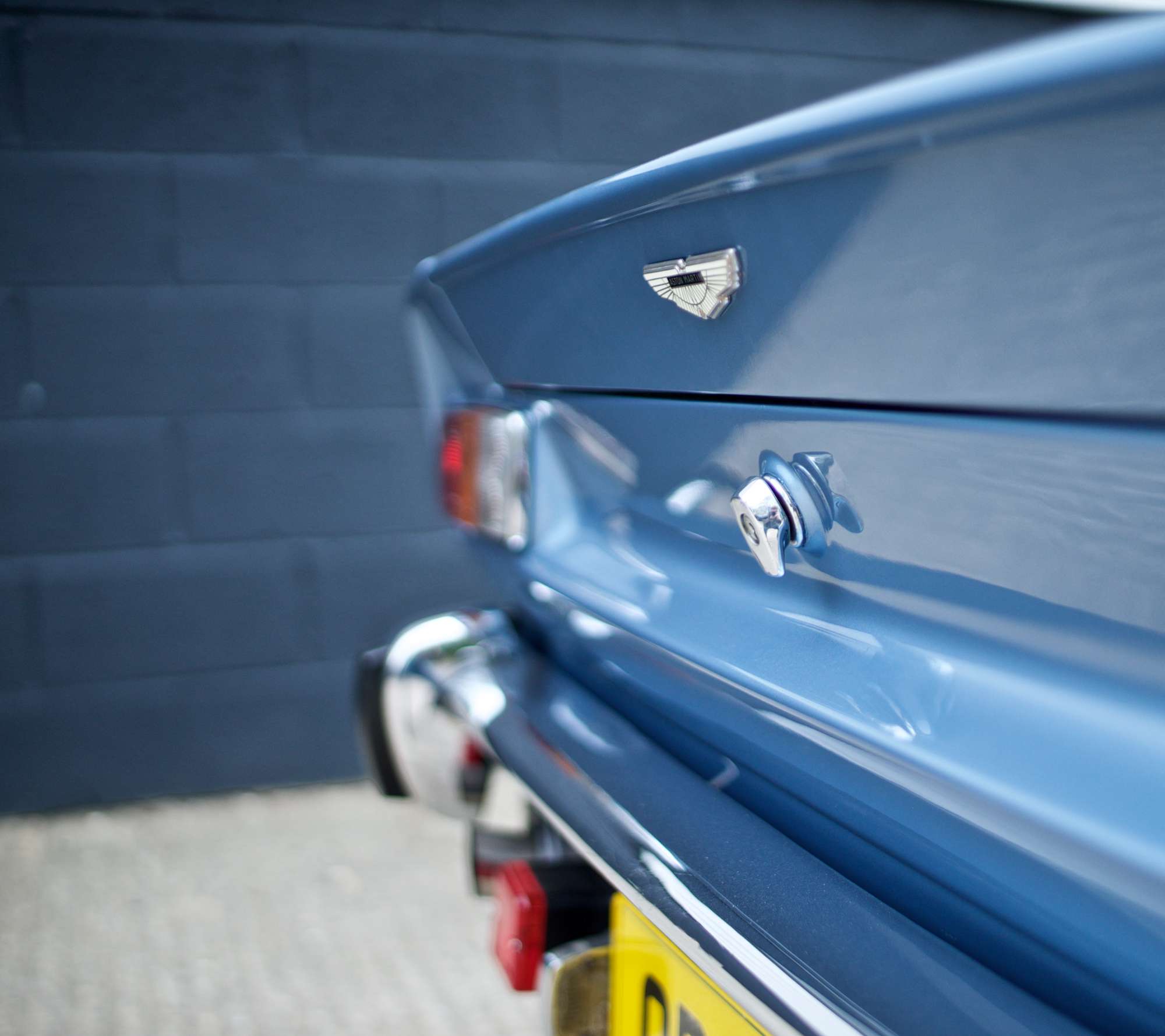 1979 Aston Martin V8 Volante-Auction Lot