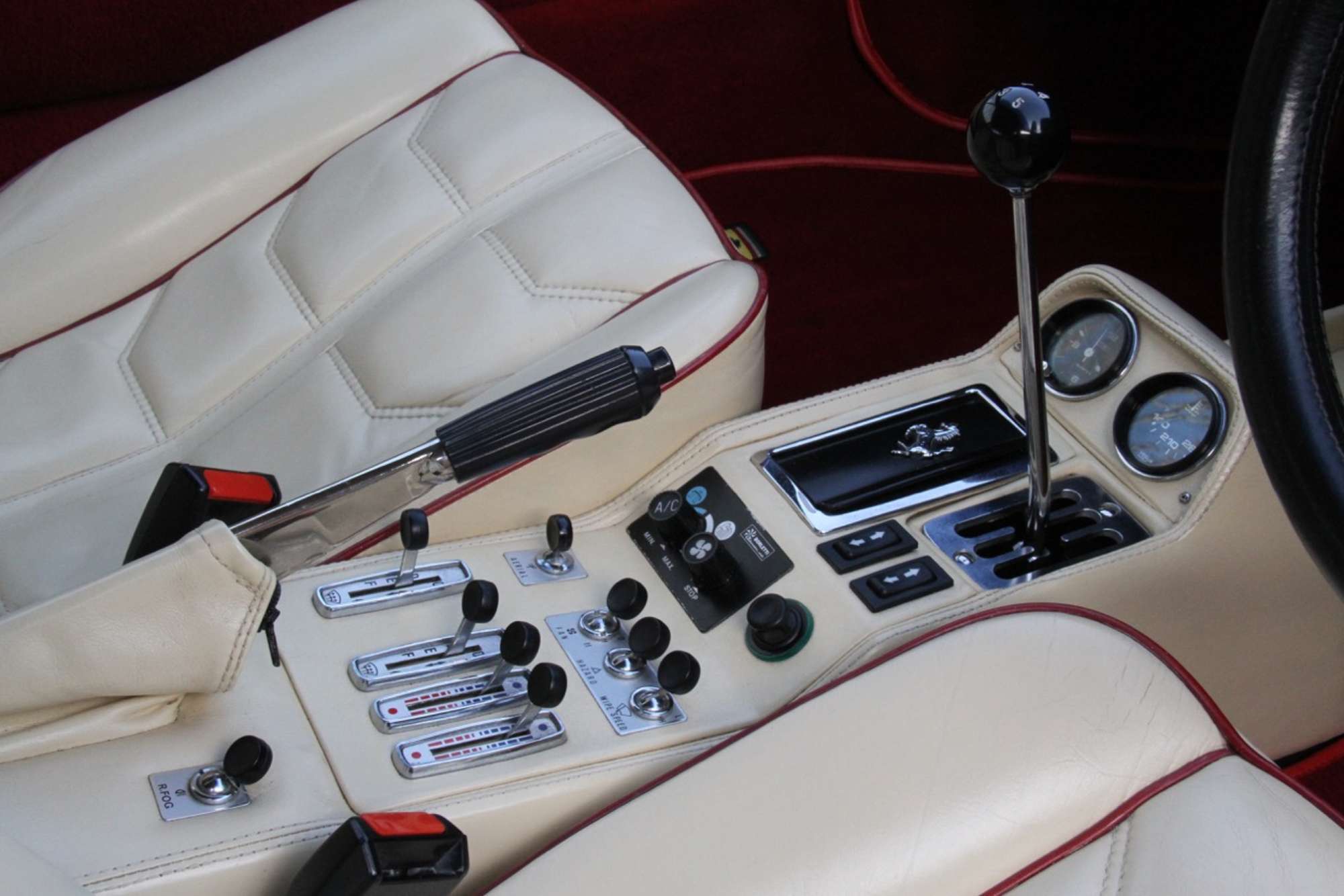 1985 Ferrari 308 GTS Quattrovalve-Sold