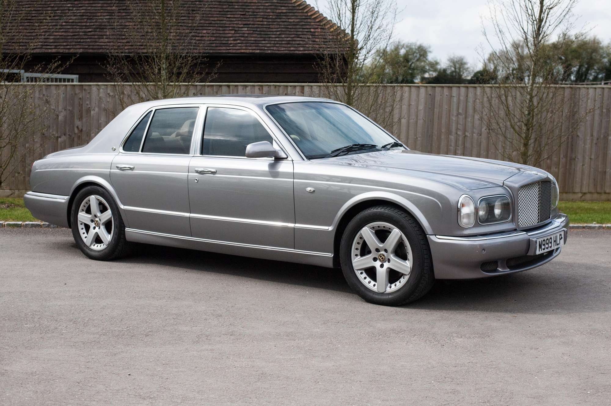 2000 Bentley Arnage Red Label-Sold