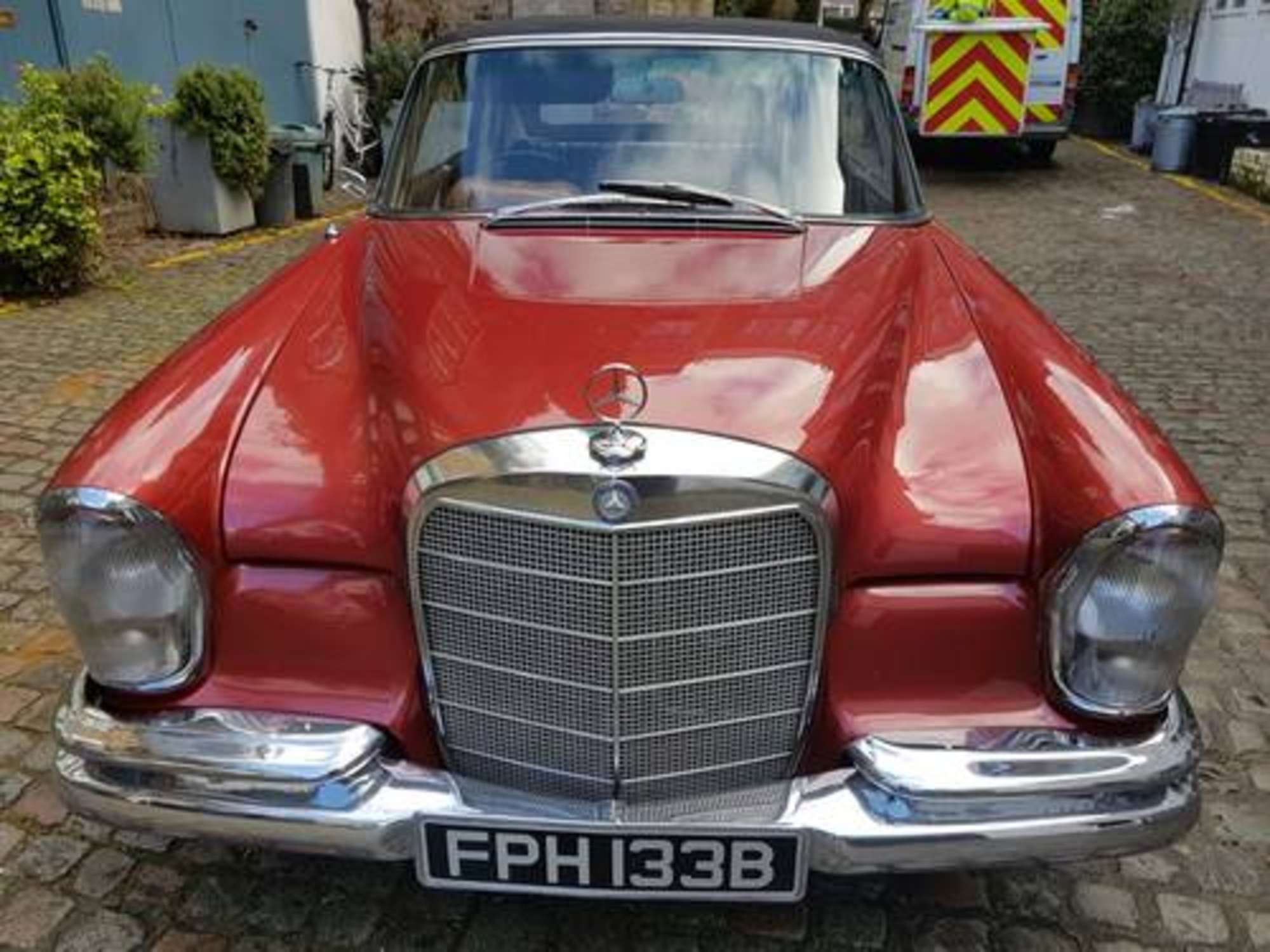 1964 Mercedes-Benz 220 SE Cabriolet -Sold