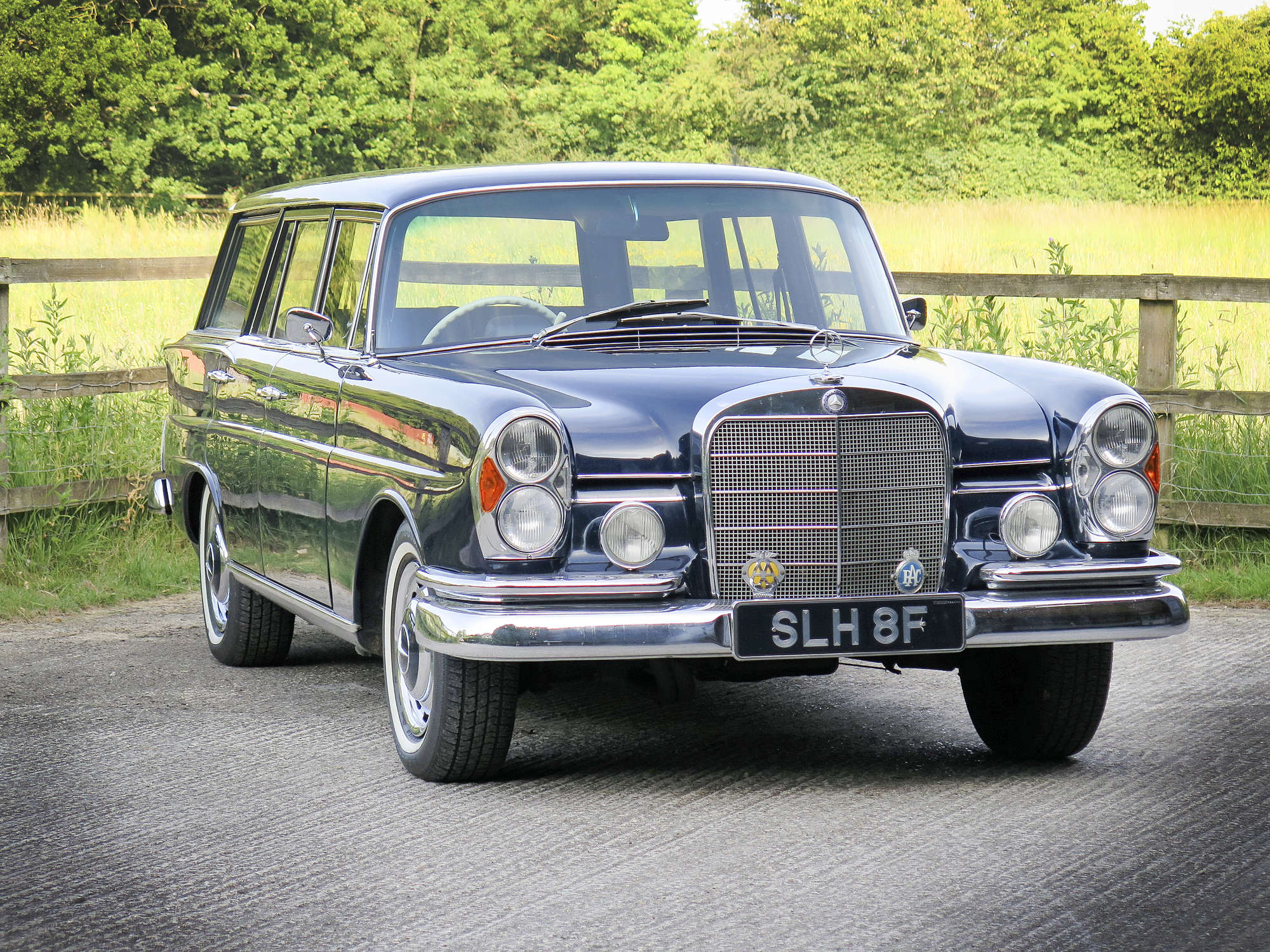 1967 Mercedes-Benz 230S 'Universal'-Sold