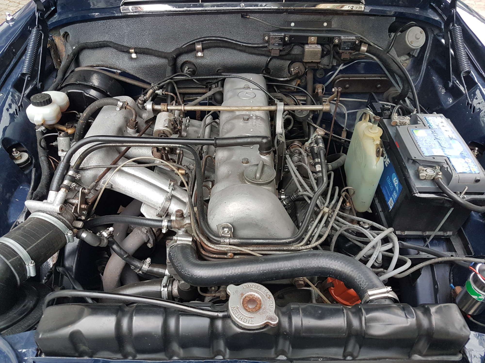 1966 Mercedes-Benz 250SE Coupé-Sold