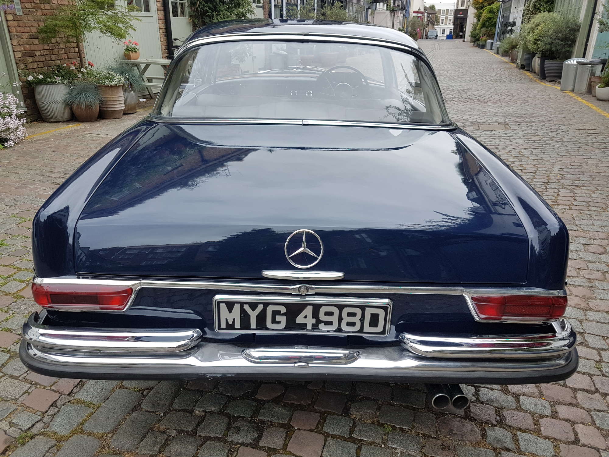 1966 Mercedes-Benz 250SE Coupé-Sold