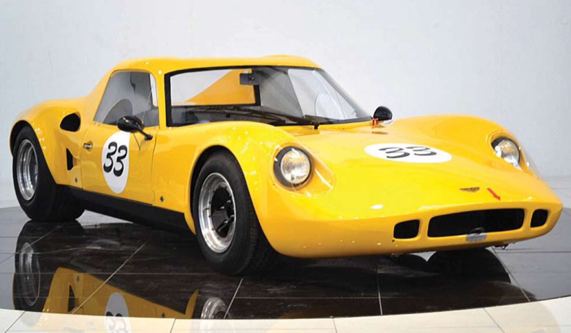 2010 Chevron B8-Sold