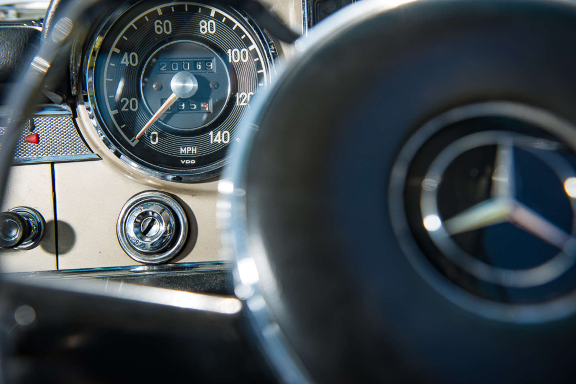1967 Mercedes-Benz 250SL 'California CoupÃ©'-Sold