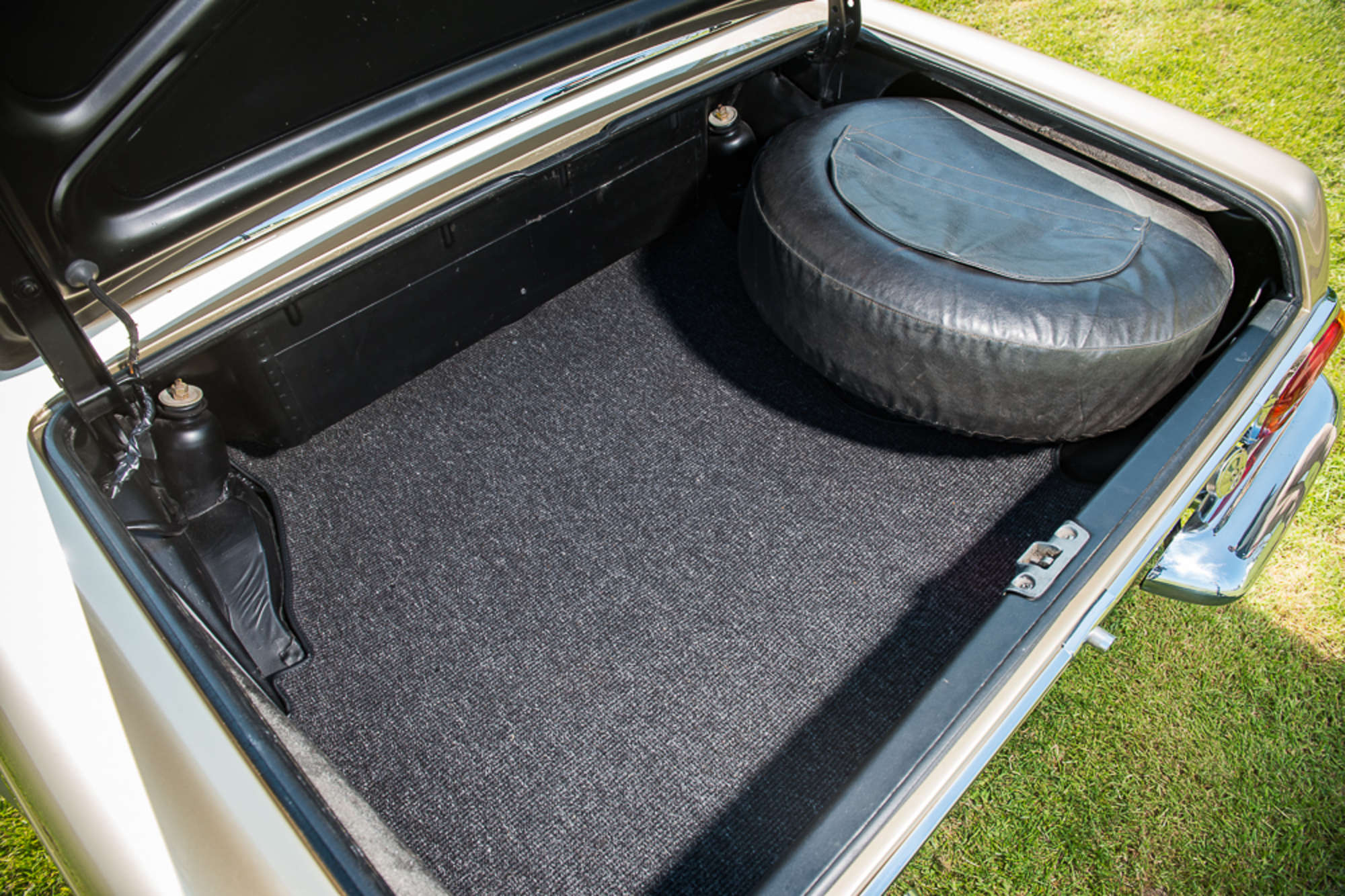 1967 Mercedes-Benz 250SL 'California CoupÃ©'-Sold