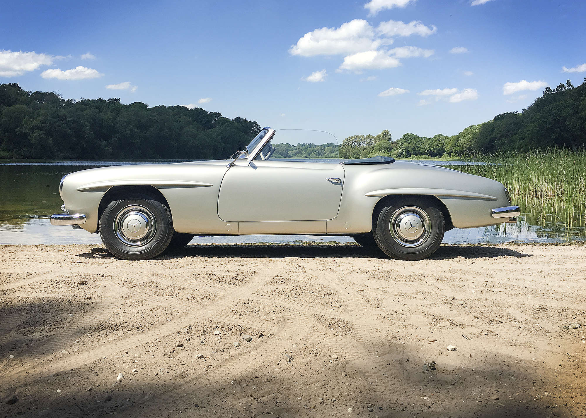 1955 Mercedes-Benz 190SL-Sold