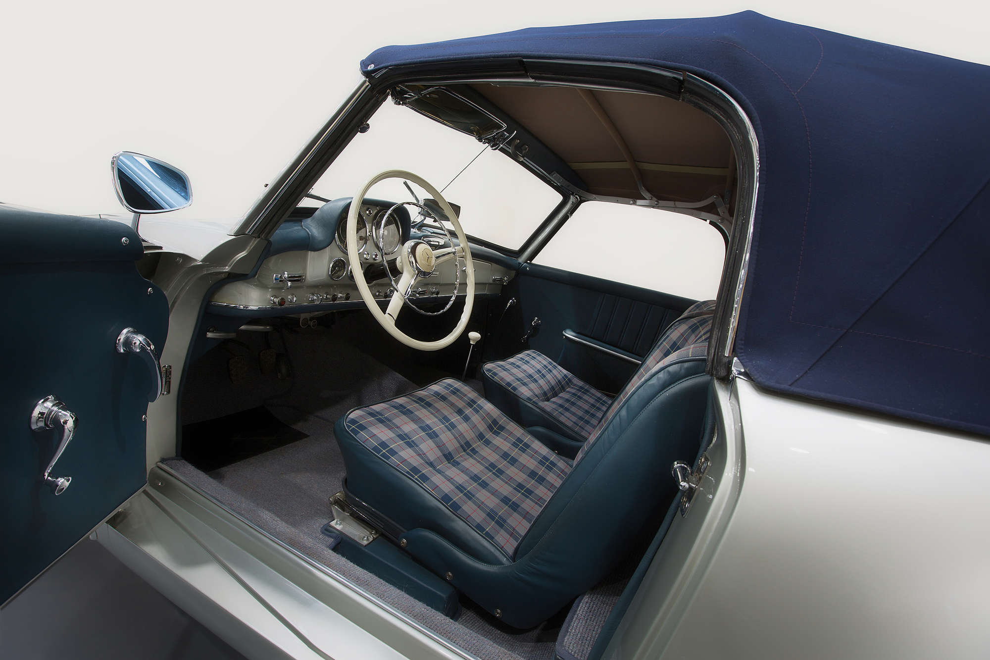 1955 Mercedes-Benz 190SL-Sold