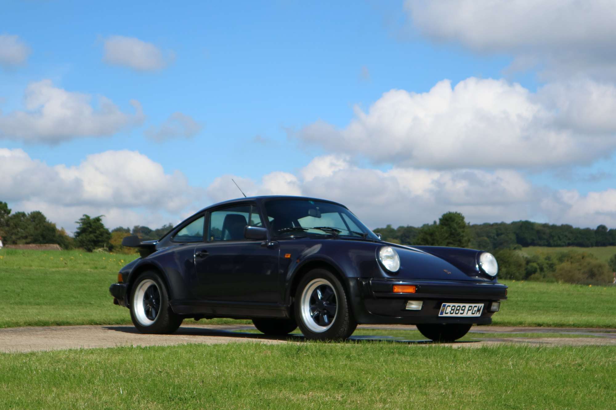 1986 Porsche 911 Supersport (M491) 3.2 Carrera Coupé-Sold