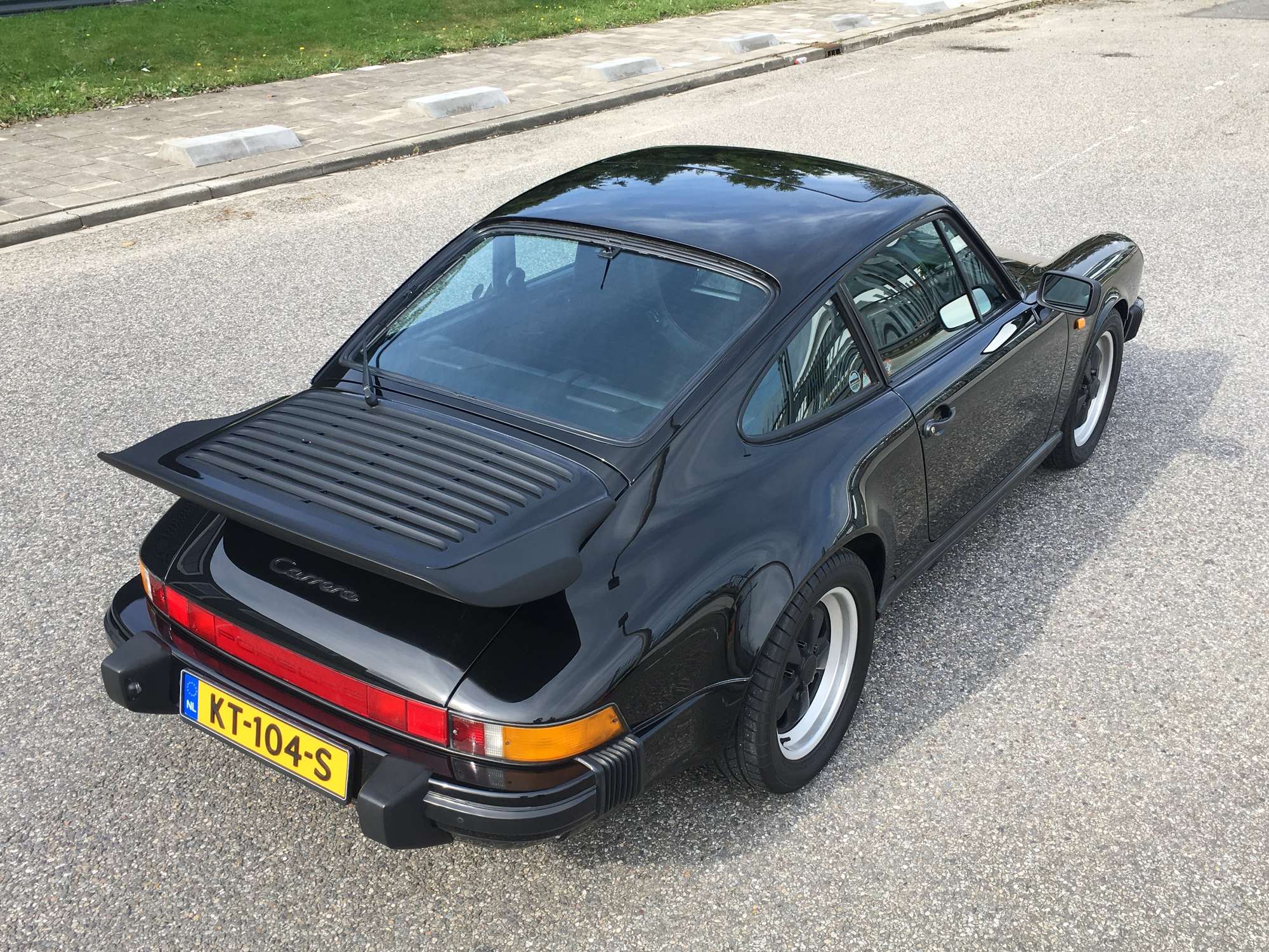 1988 Porsche 911 Carrera Sport Coupé-Sold