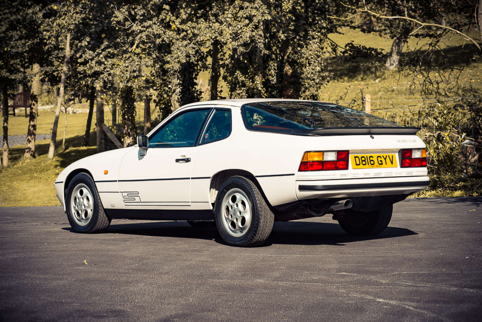 1987 Porsche 924 S-Sold