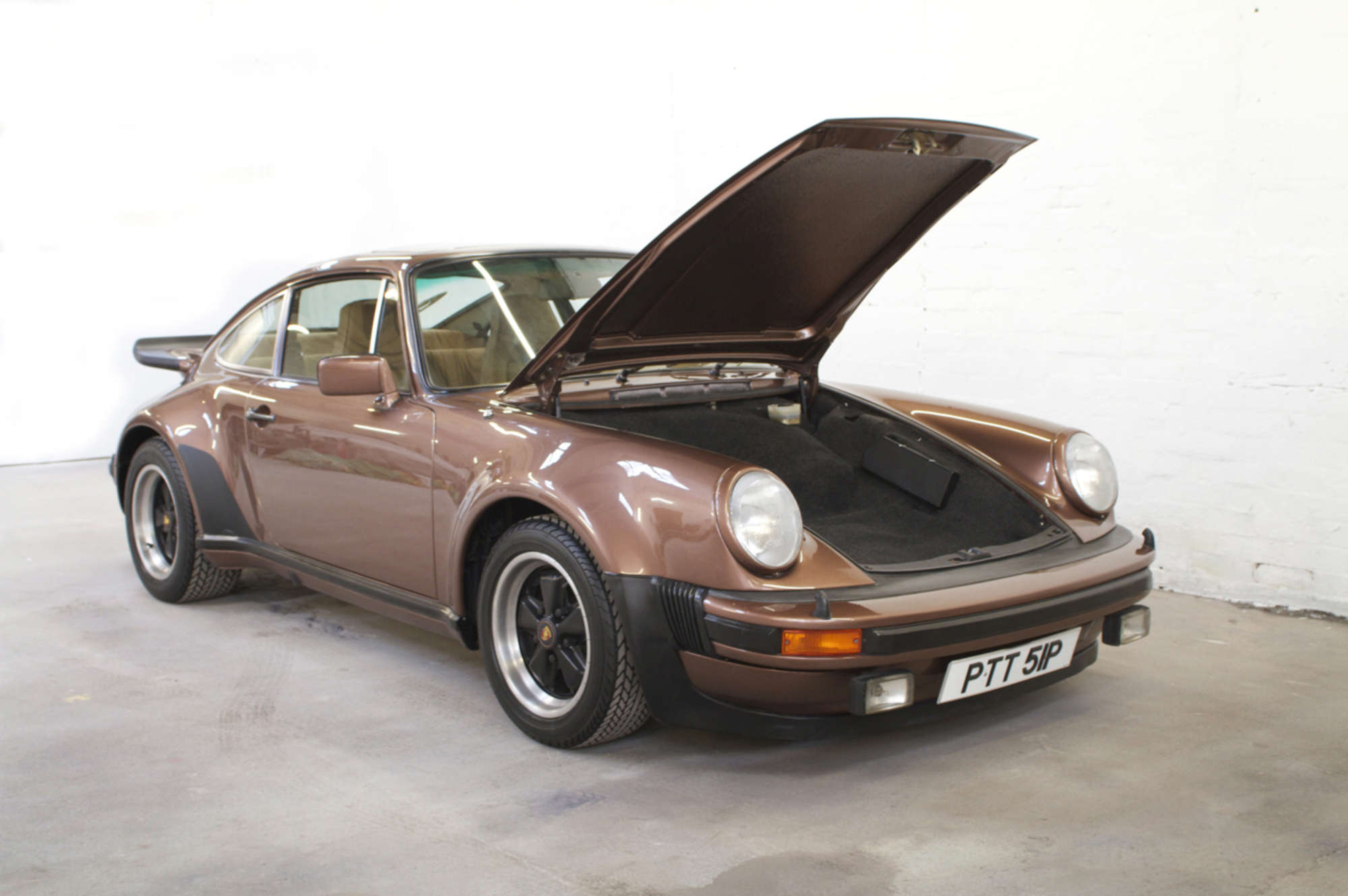1976 Porsche 911 (930) Turbo 3.0-Auction Lot