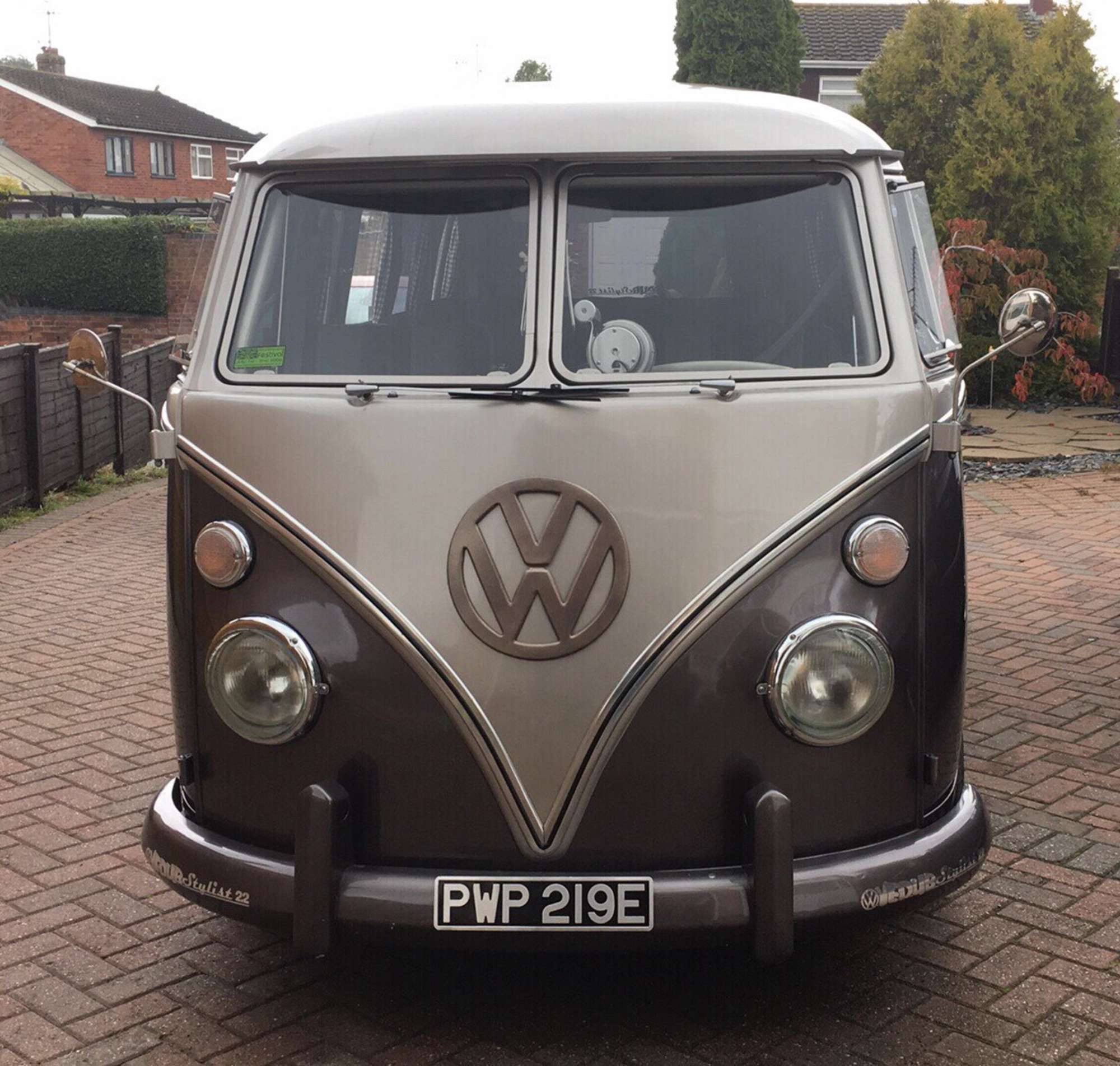 1967 VW Splitscreen Combi Deluxe Walkthrough Bus LHD-Auction Lot