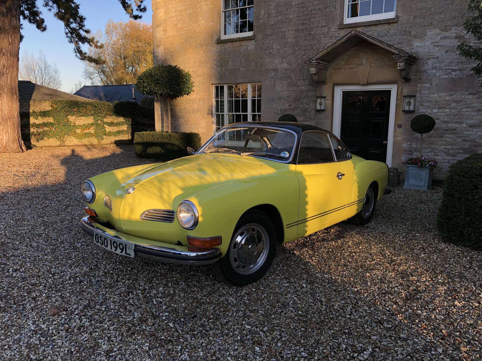 1971 Volkswagen Karmann Ghia-Sold