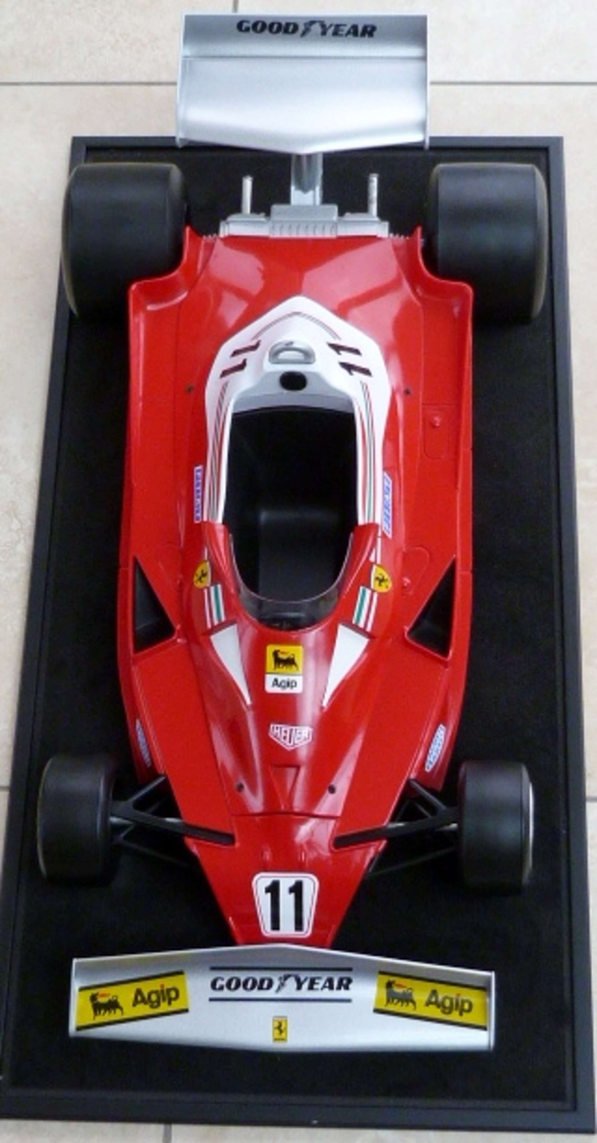 Ferrari 312T3  in 1/8 scale.-Sold