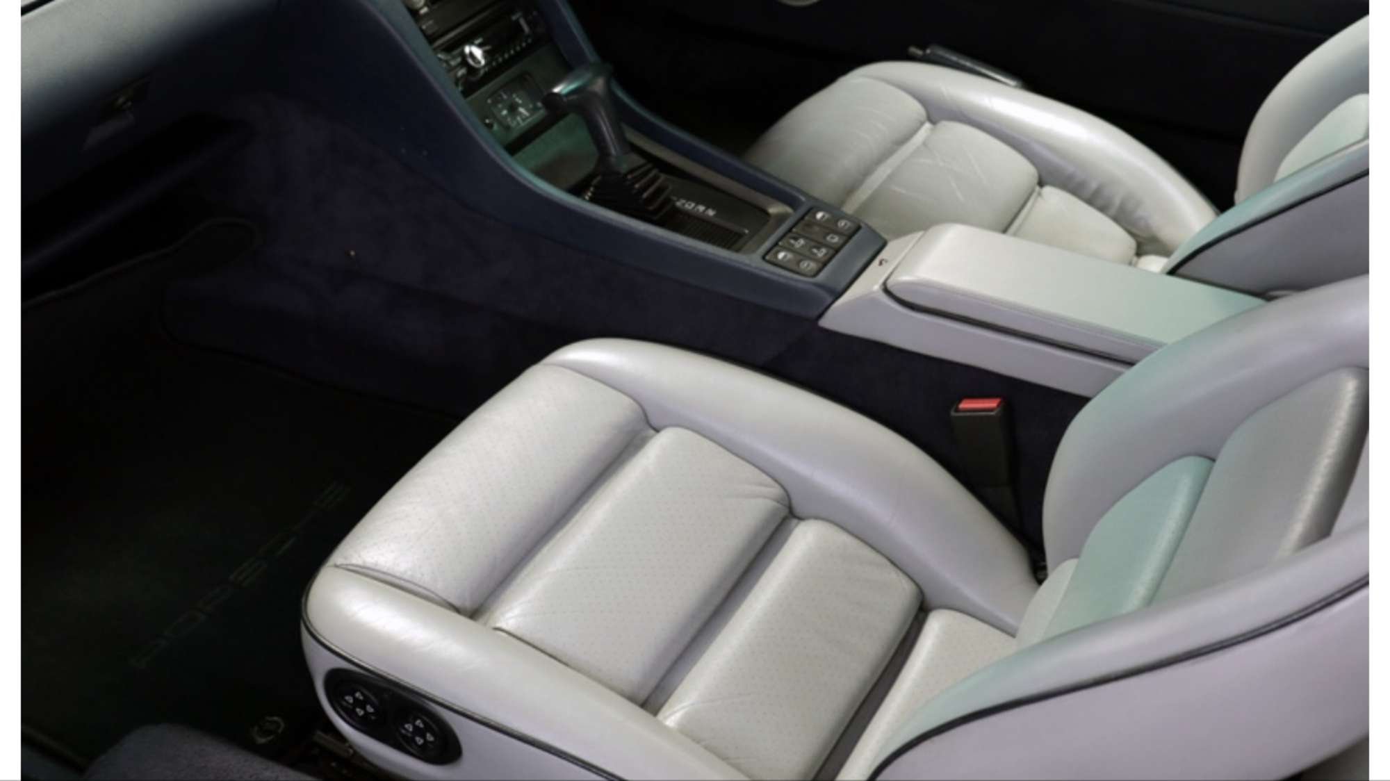 1995 Porsche 928 GTS-Sold