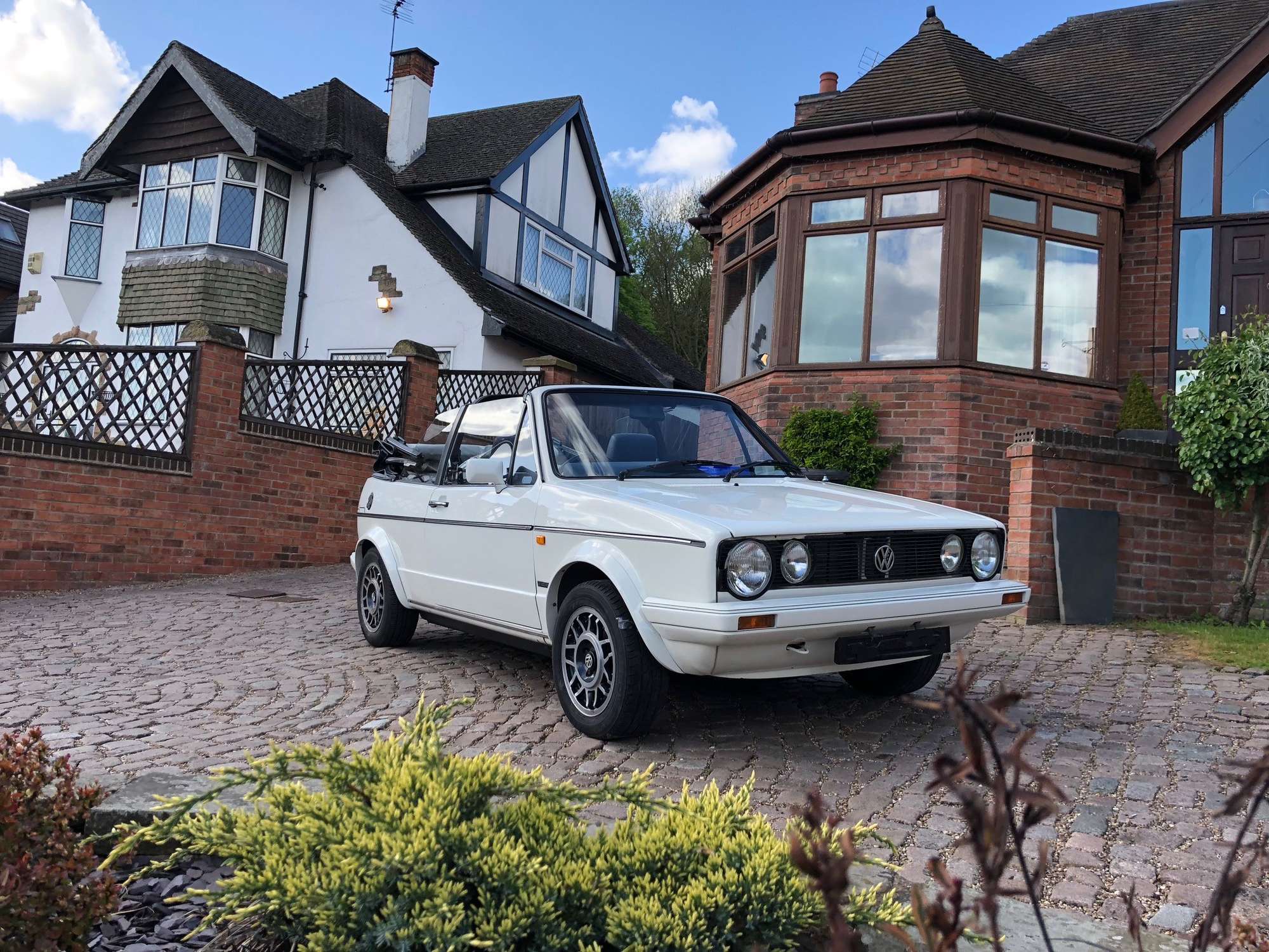 1986 VW Golf Cabrio CC 'Lady Charme'-Auction Lot
