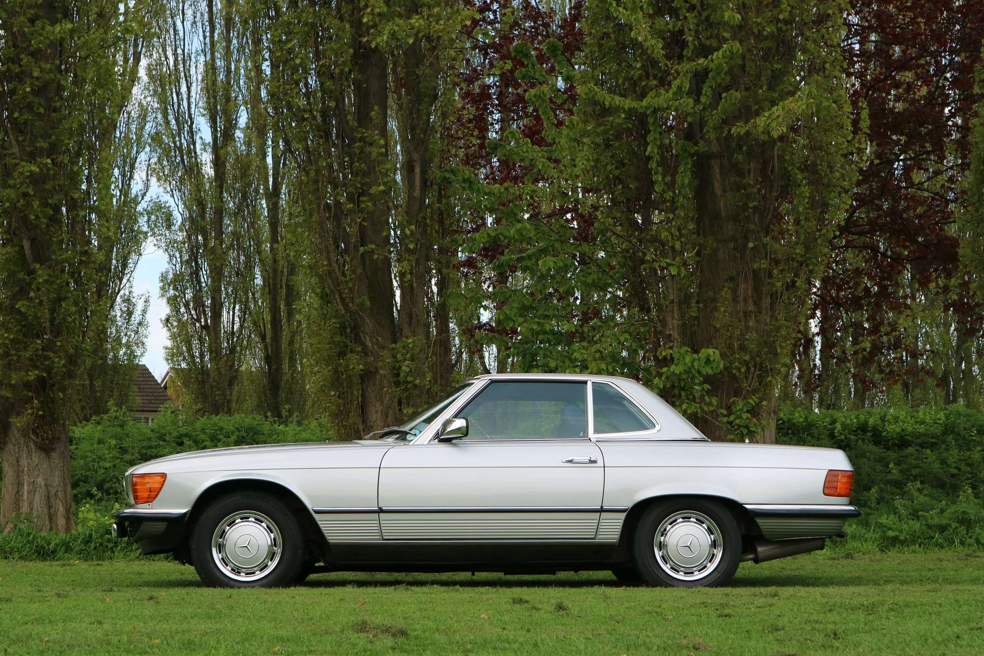 1982 Mercedes-Benz 280 SL (R107)-Auction Lot
