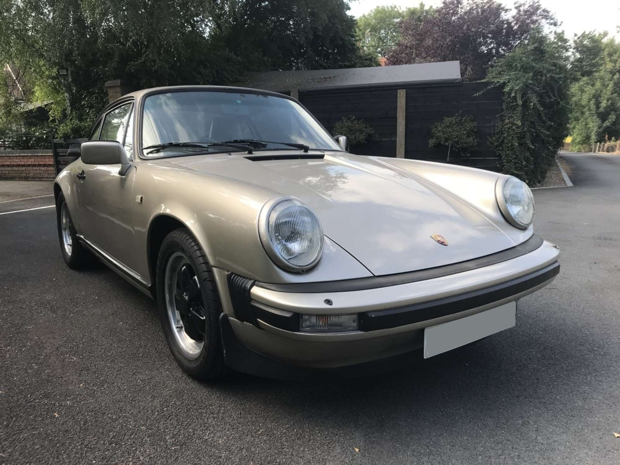 1985 Porsche 911 3.2 Carrera-Sold
