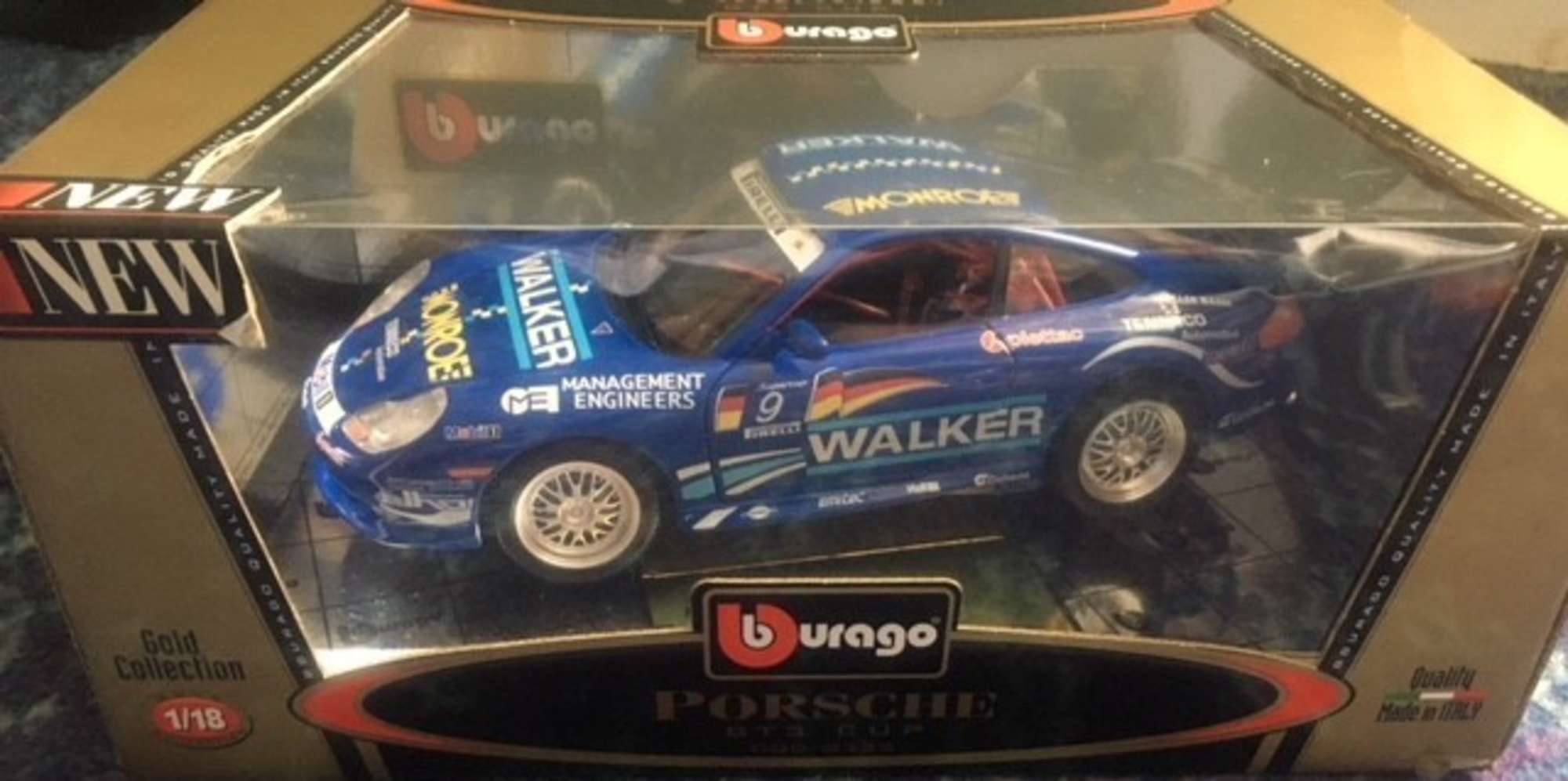 A selection of assorted 1/18 scale Porsche models-Sold