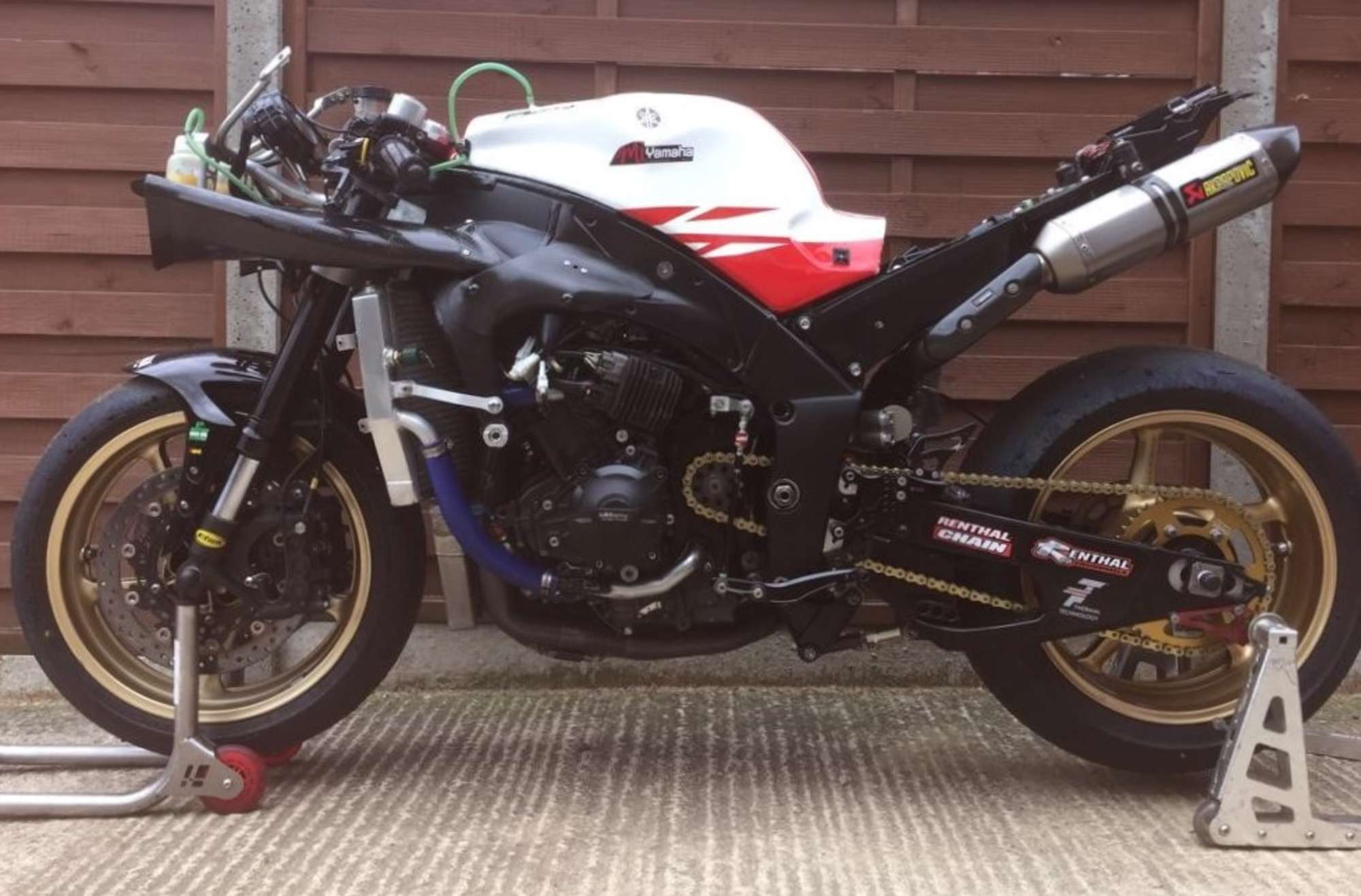2014 Yamaha YZF-R1 SBK Hybrid/Replica-Sold