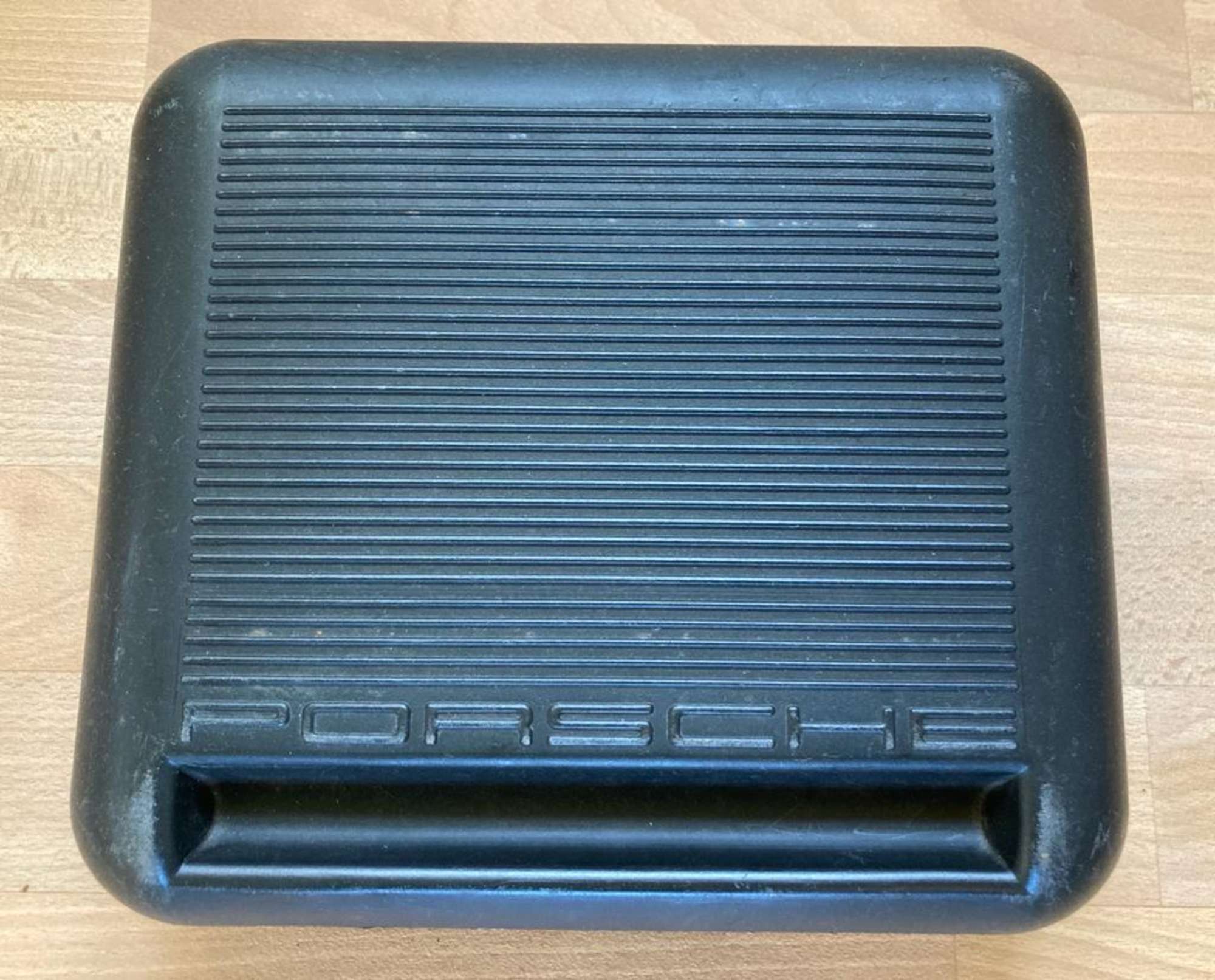 Genuine Porsche inflator kit (circa 1980/1990s) -Sold