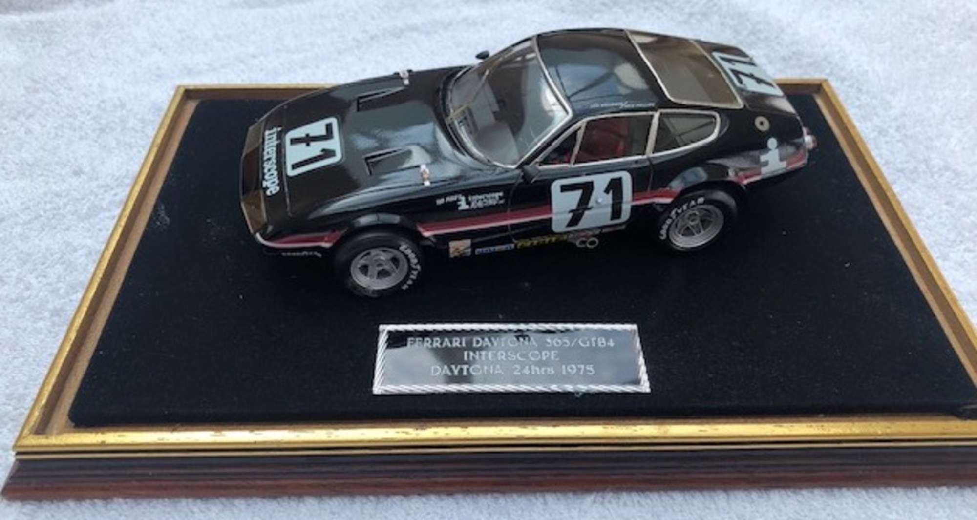 3 Fine quality Ferrari 1/18th scale models-Auction Lot