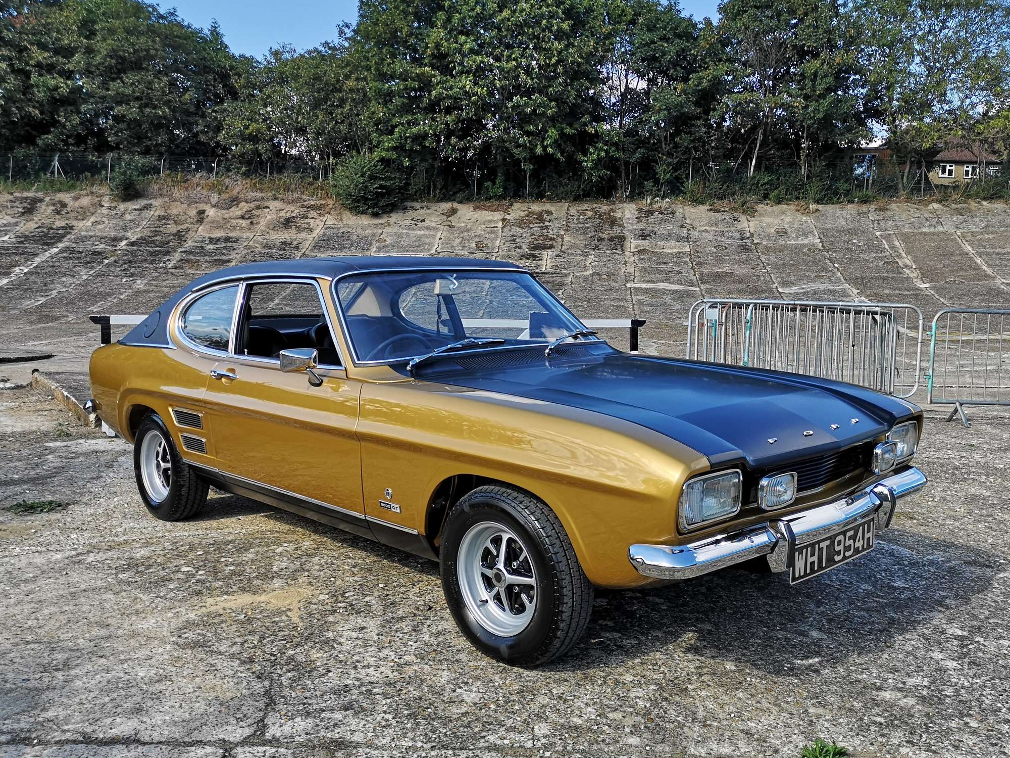 Modèle Réduit Corgi Vanguards Ford Capri 2000 GT XLR - Édition Limitée, échelle 1:43, Occasion