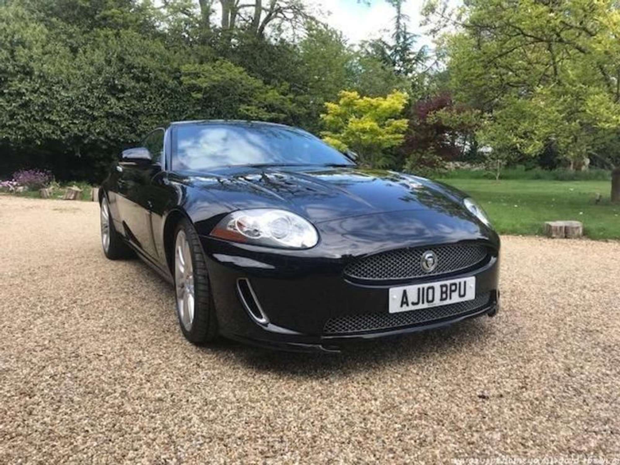 2010 Jaguar XKR-Auction Lot
