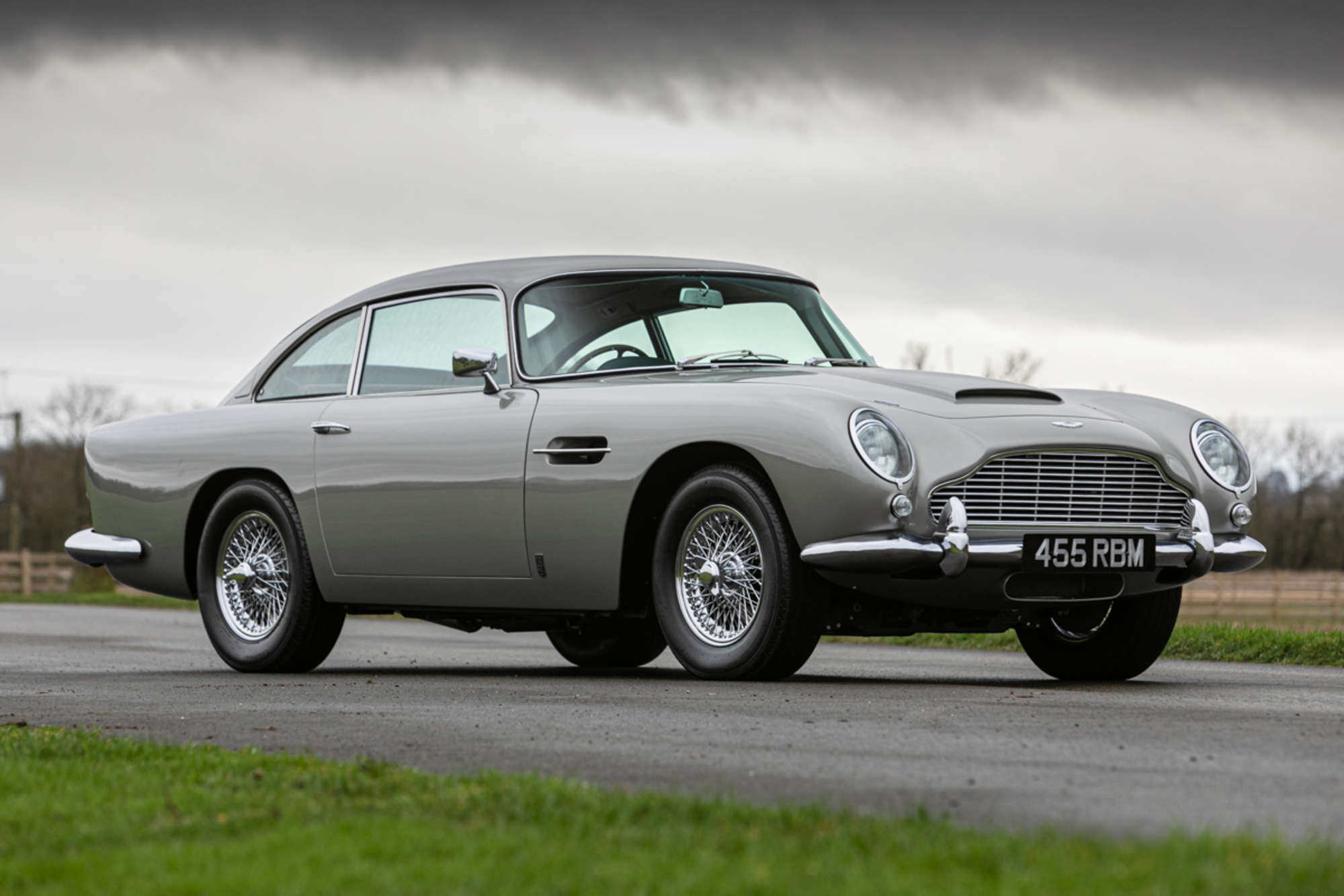 Aston Martin DB5 Parts Manual – Reprinted A4 Comb Bound Workshop Catalog